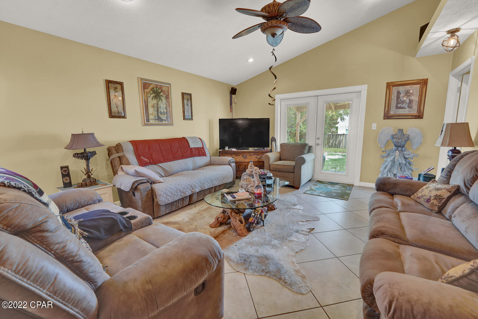 Laguna Beach Estates 7th Add - Residential