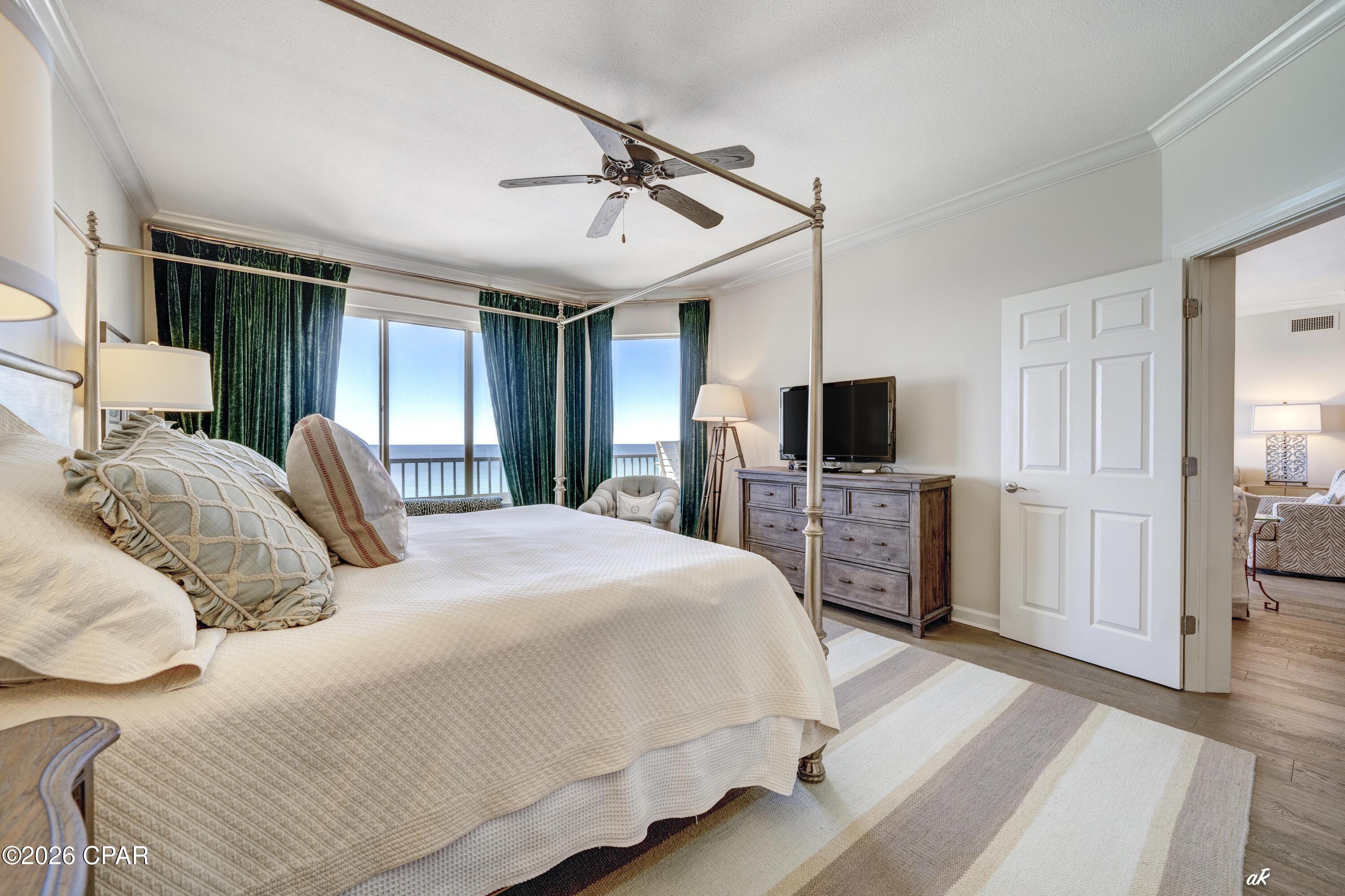 Summerwinds Condo - Residential