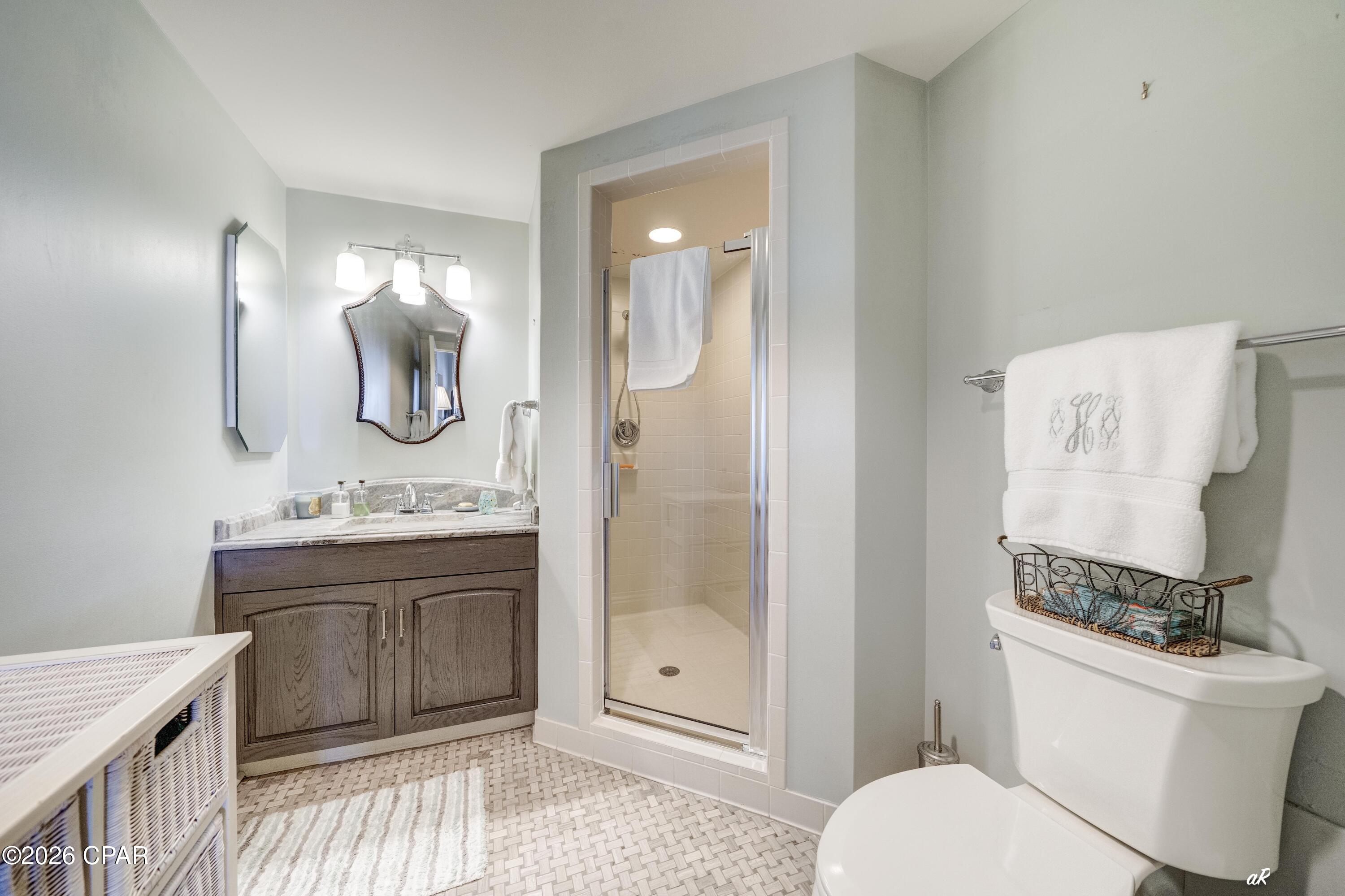 Summerwinds Condo - Residential