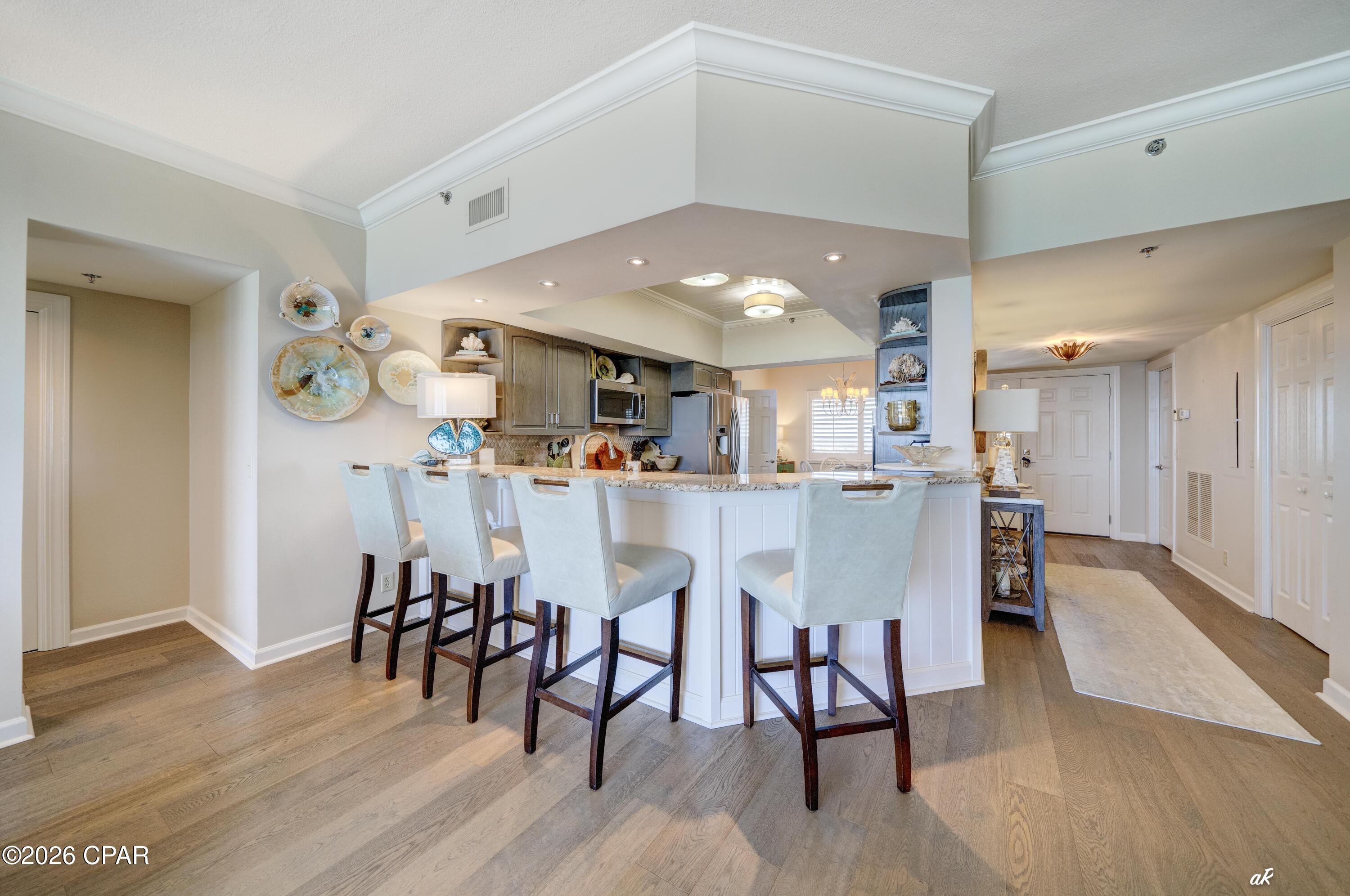 Summerwinds Condo - Residential