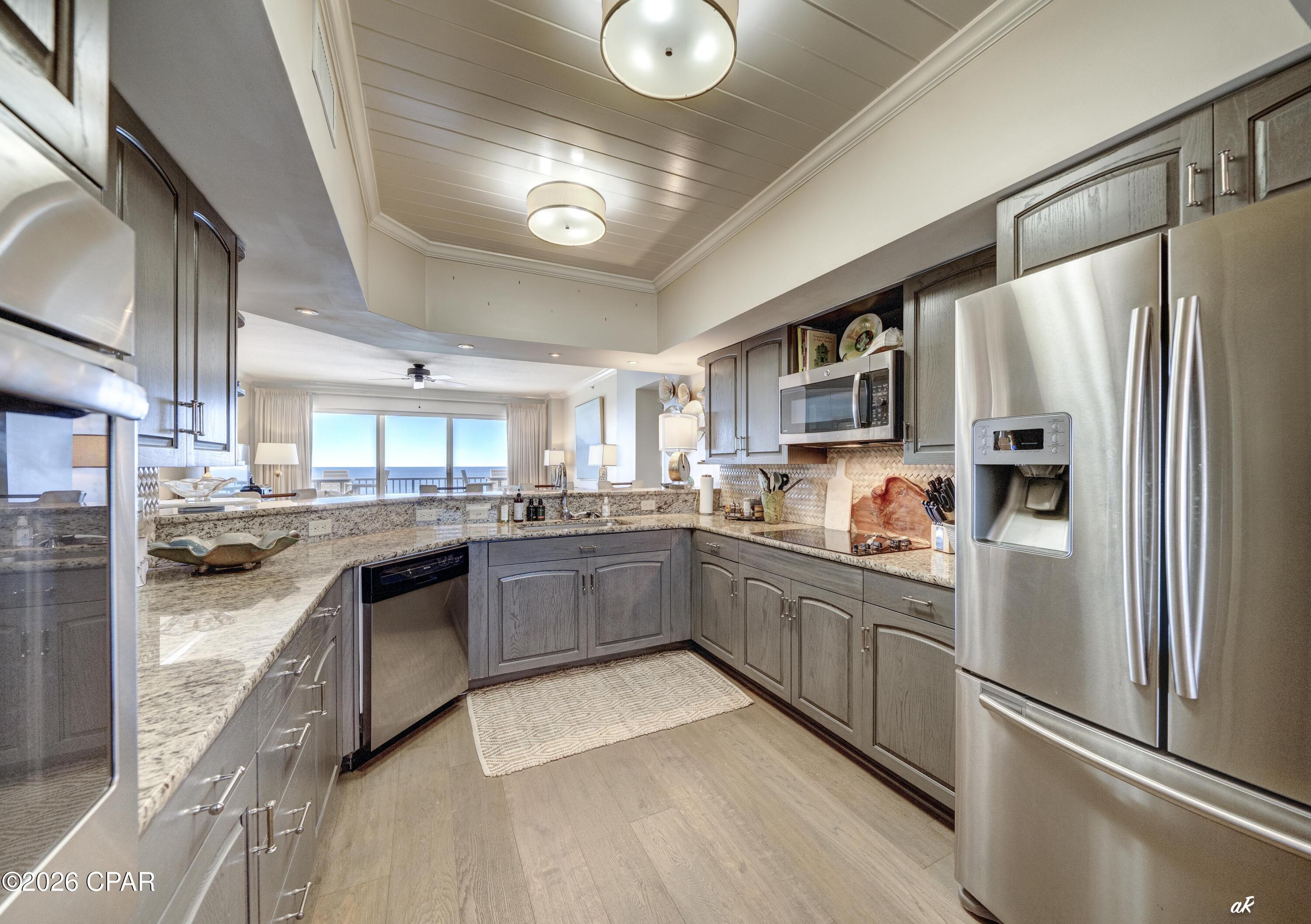 Summerwinds Condo - Residential