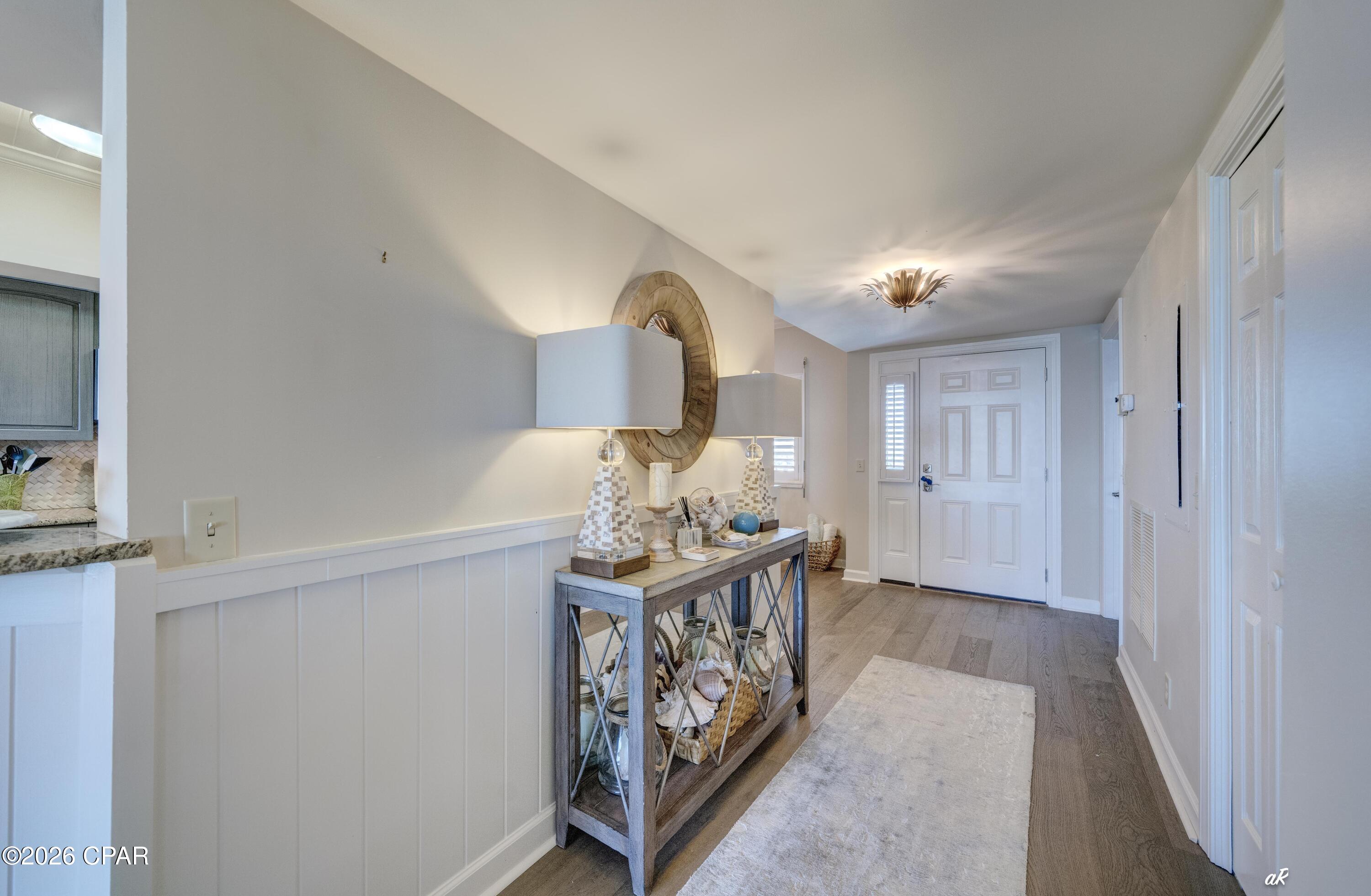 Summerwinds Condo - Residential