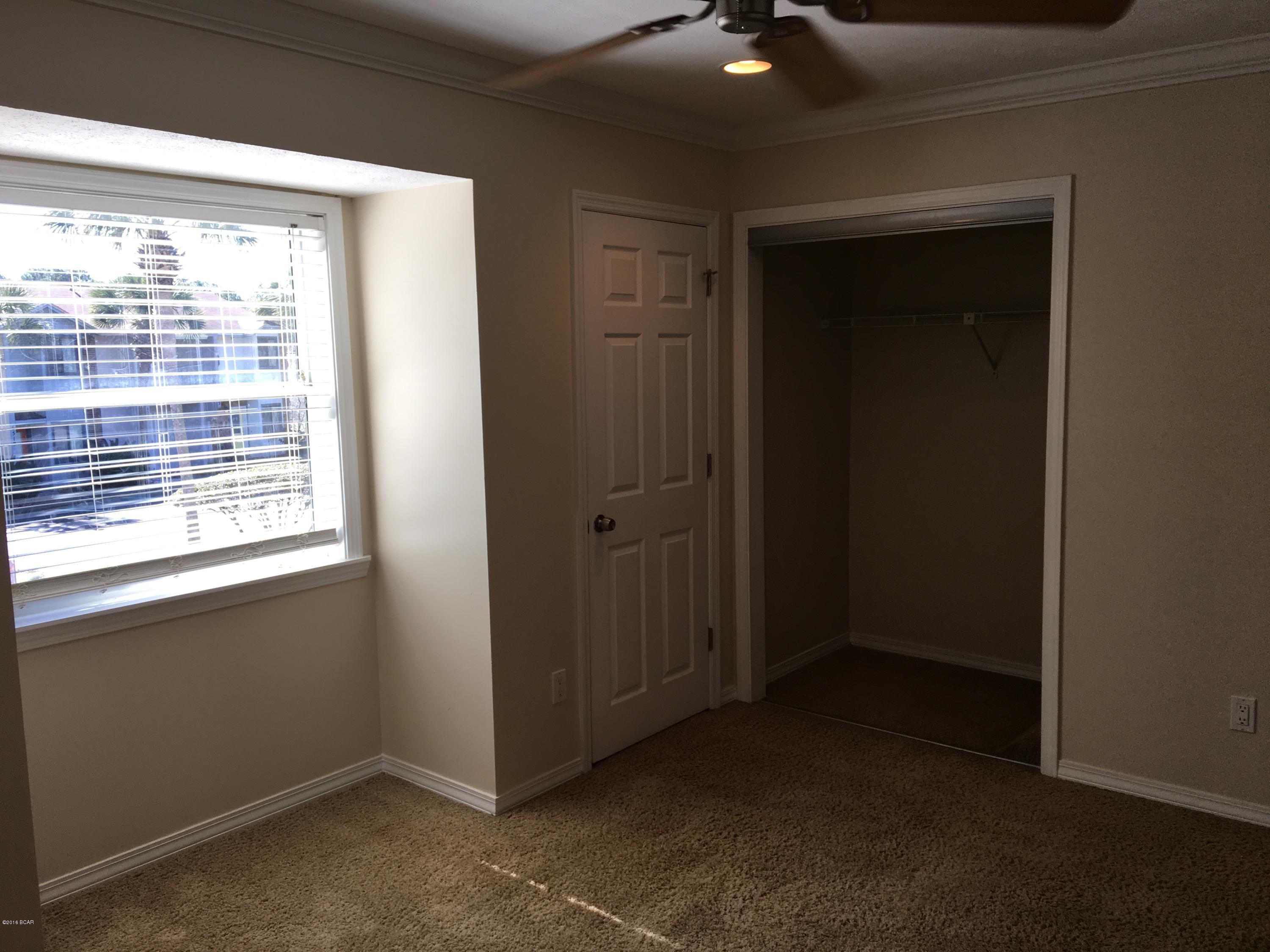 Harbour Towne - Residential