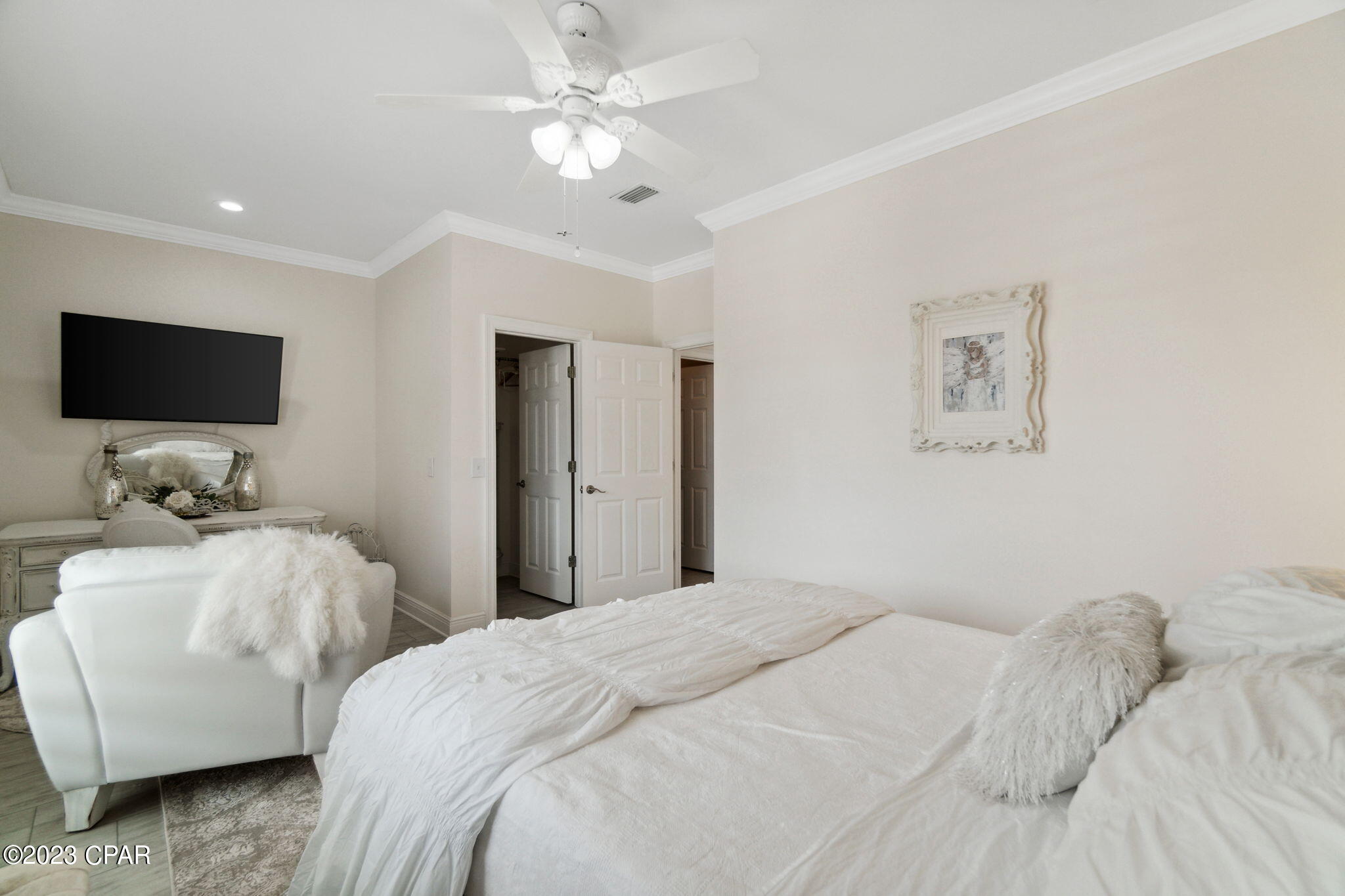 Pelican Bay - Residential