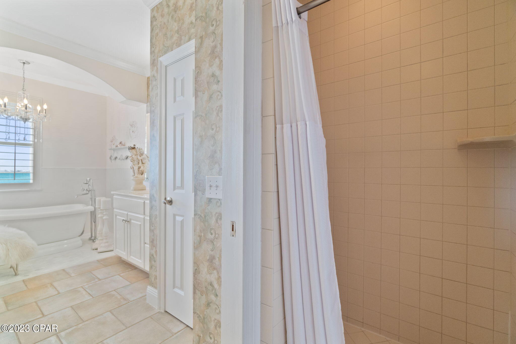 Pelican Bay - Residential