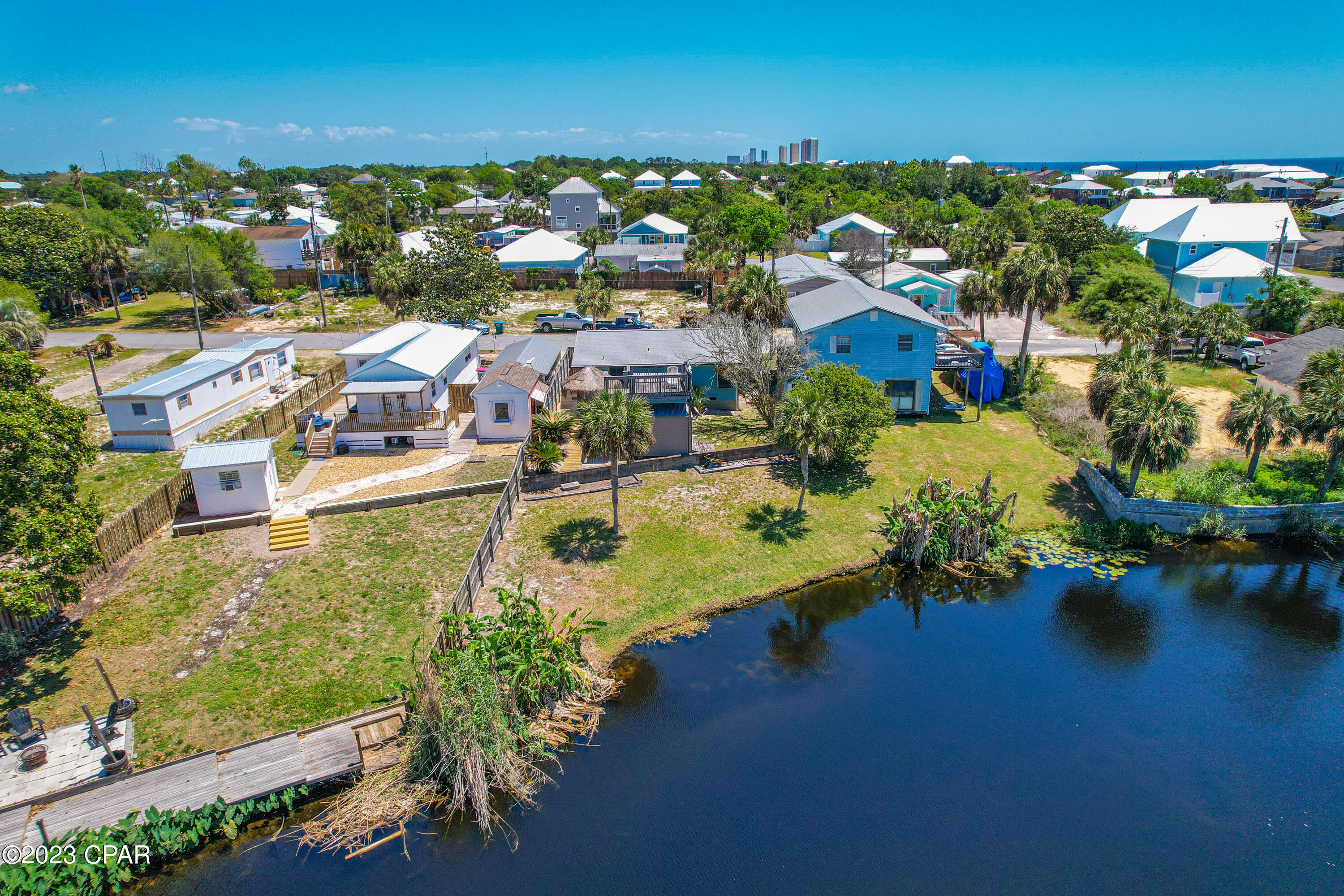 Laguna Beach Estates 8th Add - Residential