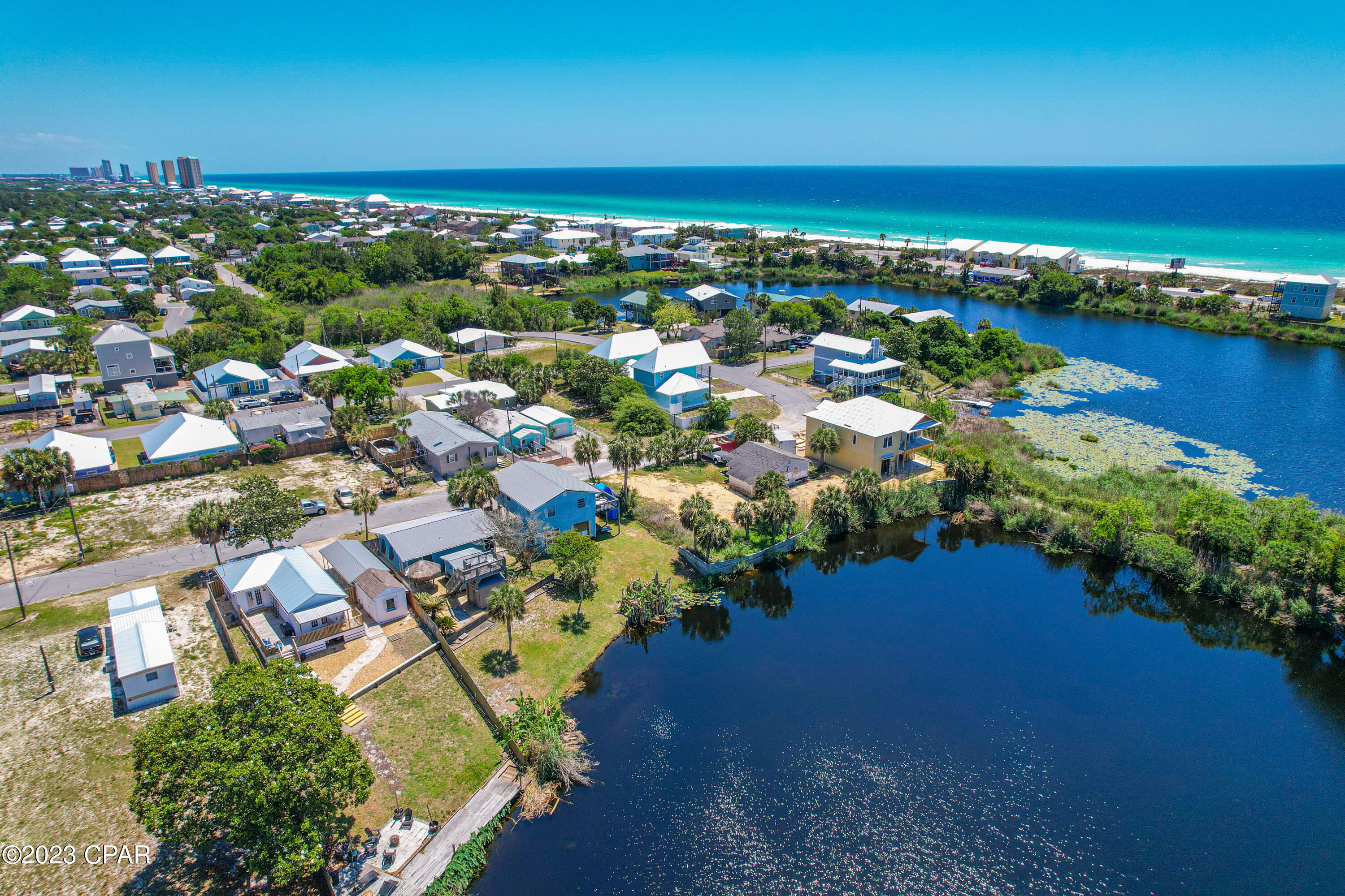 Laguna Beach Estates 8th Add - Residential