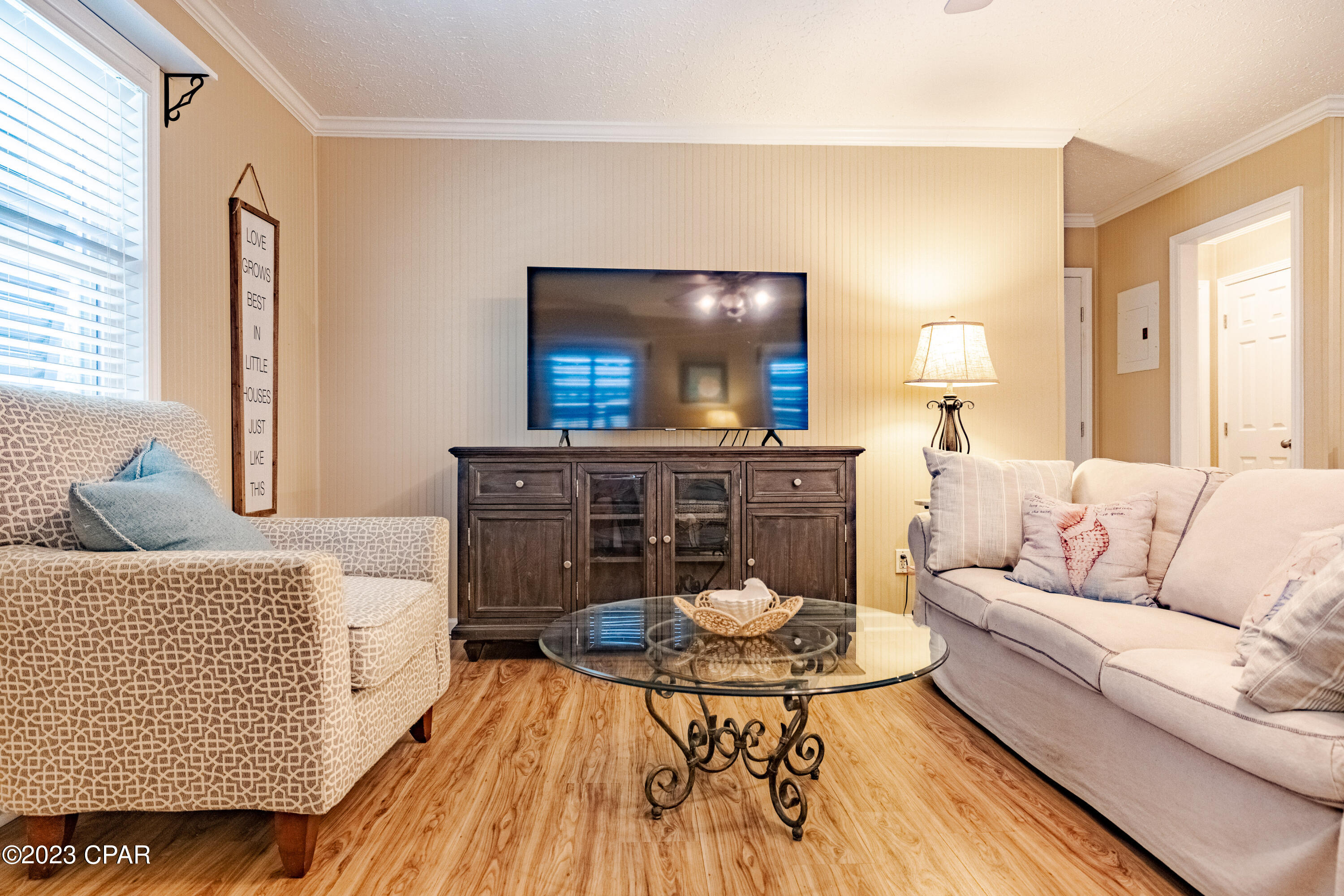 Laguna Beach Estates 8th Add - Residential