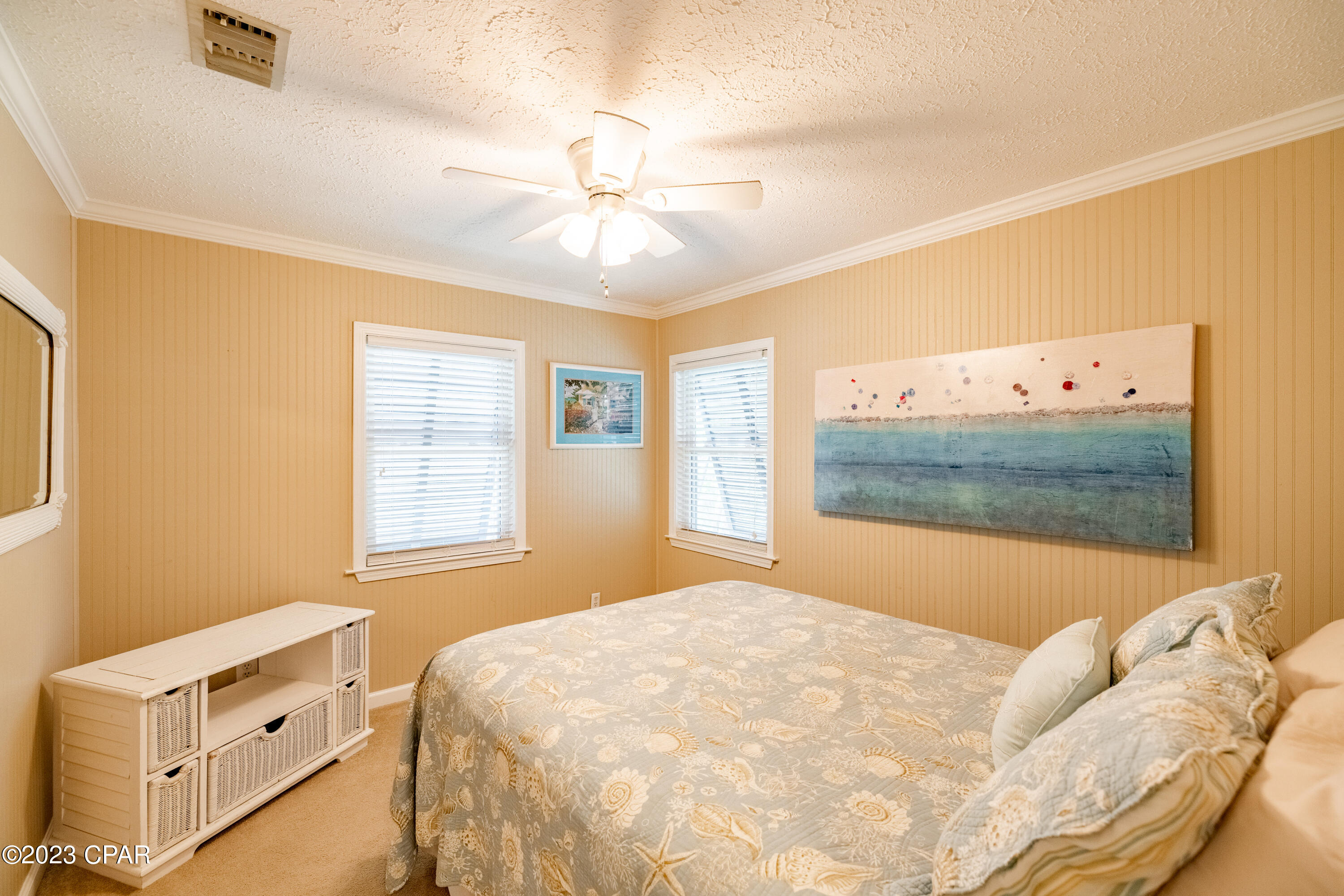 Laguna Beach Estates 8th Add - Residential