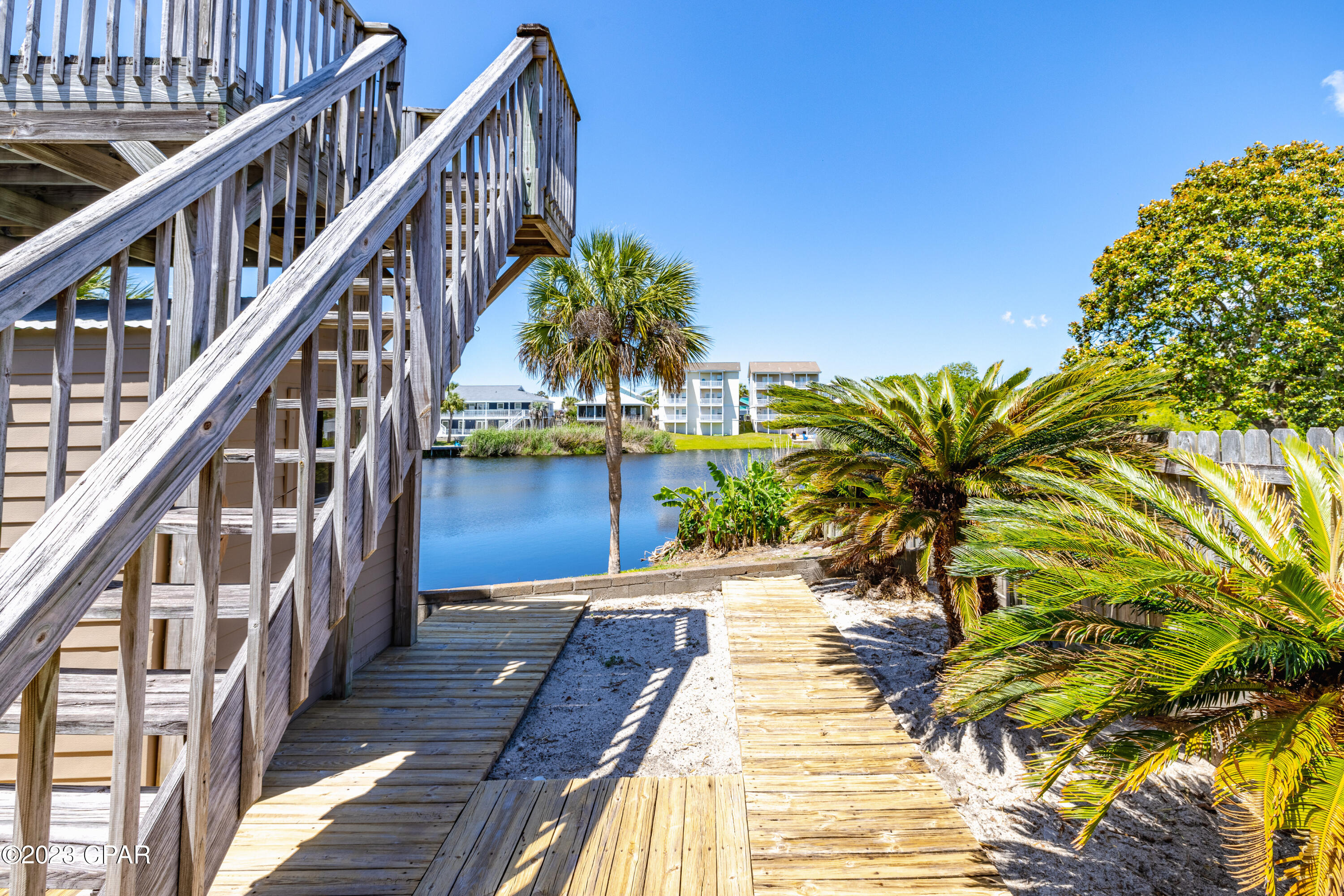 Laguna Beach Estates 8th Add - Residential