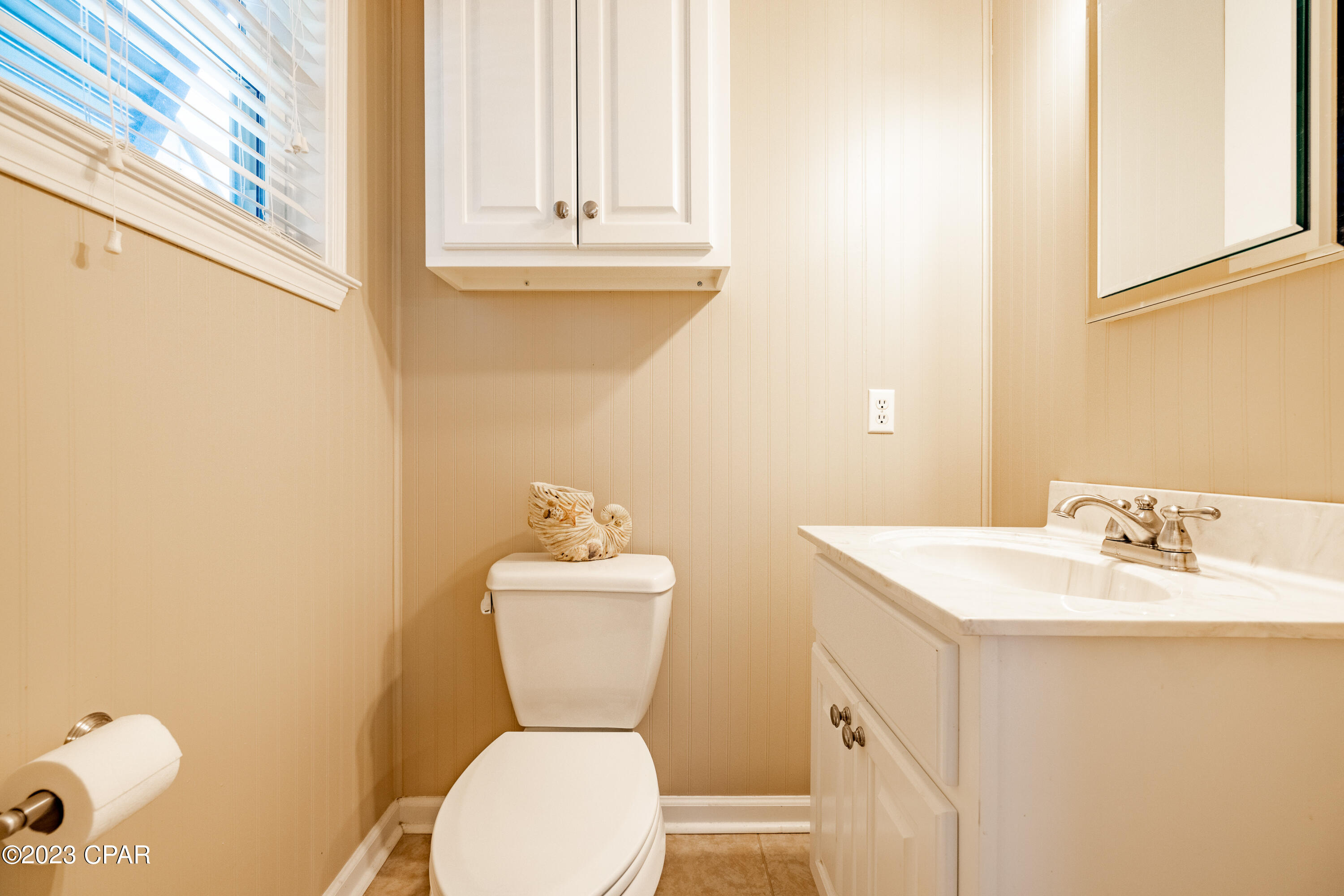 Laguna Beach Estates 8th Add - Residential