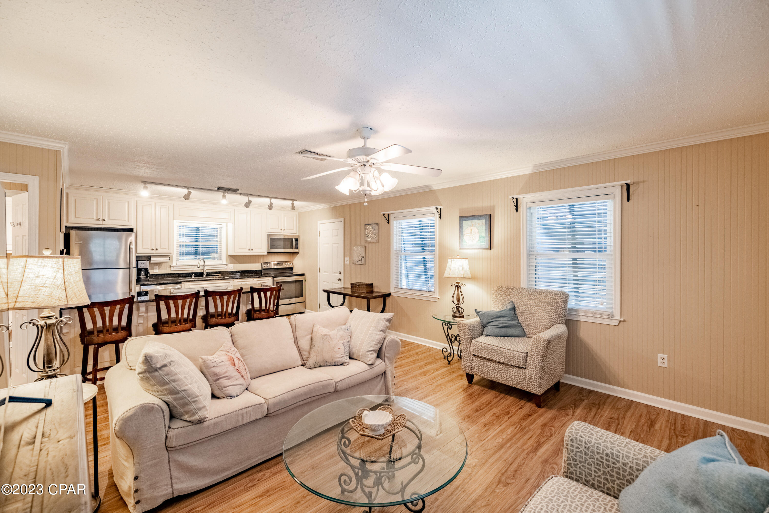 Laguna Beach Estates 8th Add - Residential