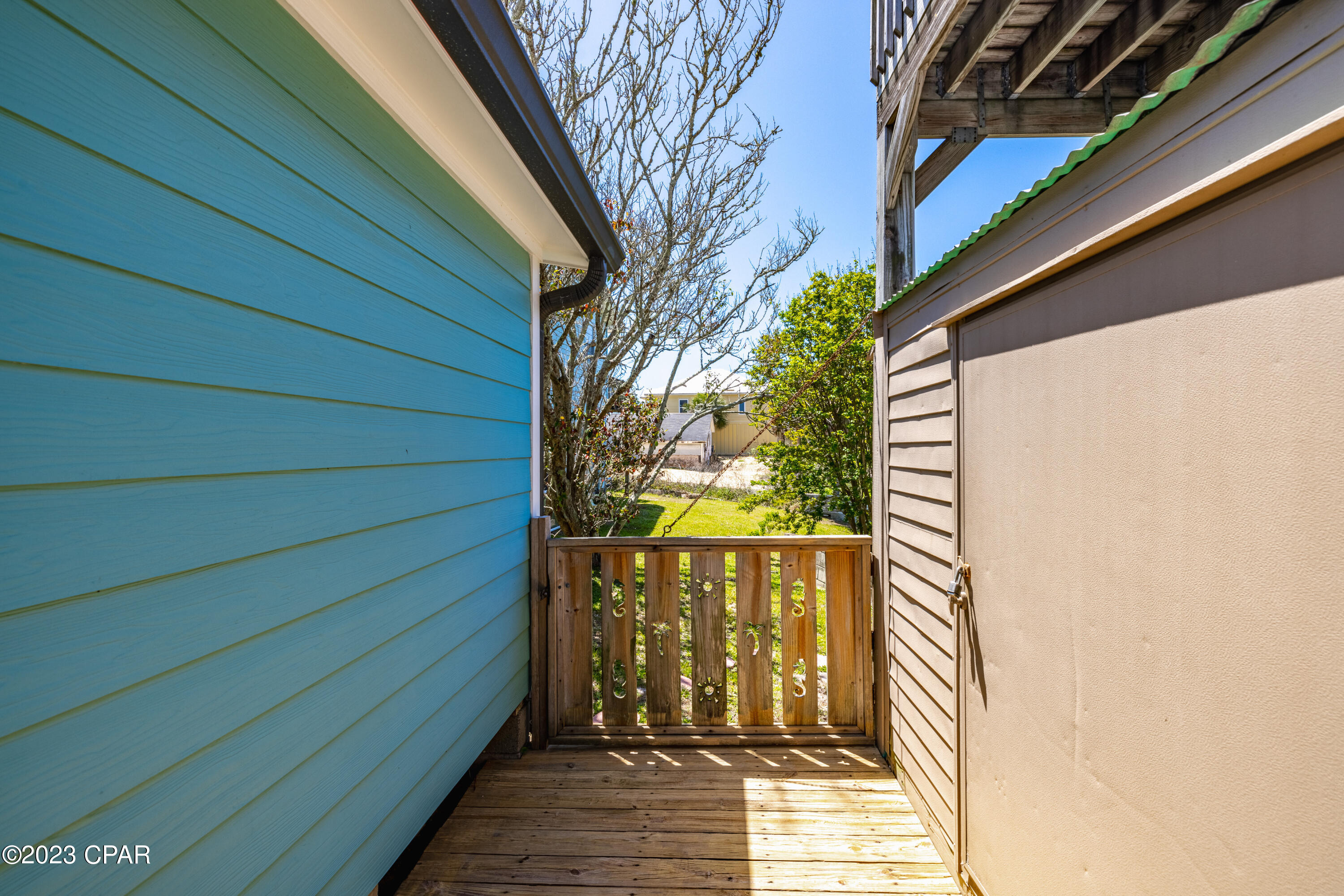 Laguna Beach Estates 8th Add - Residential