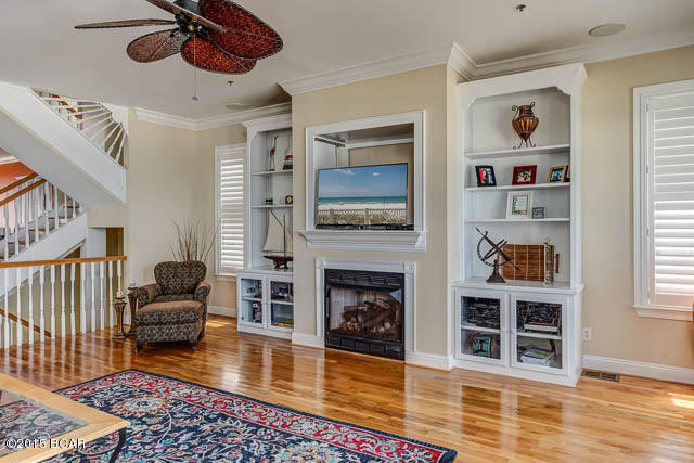 Laguna Beach Estates 4th Add - Residential