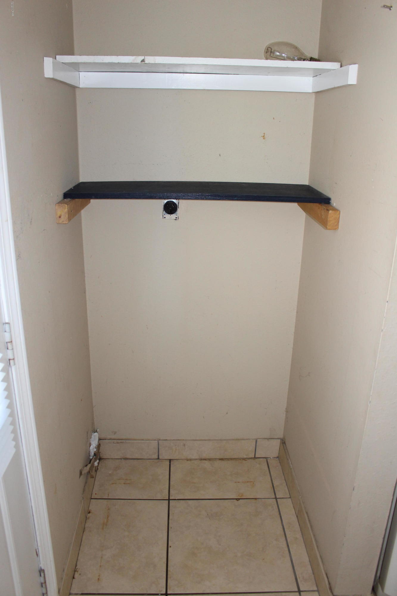 W H Parker - Residential Lease