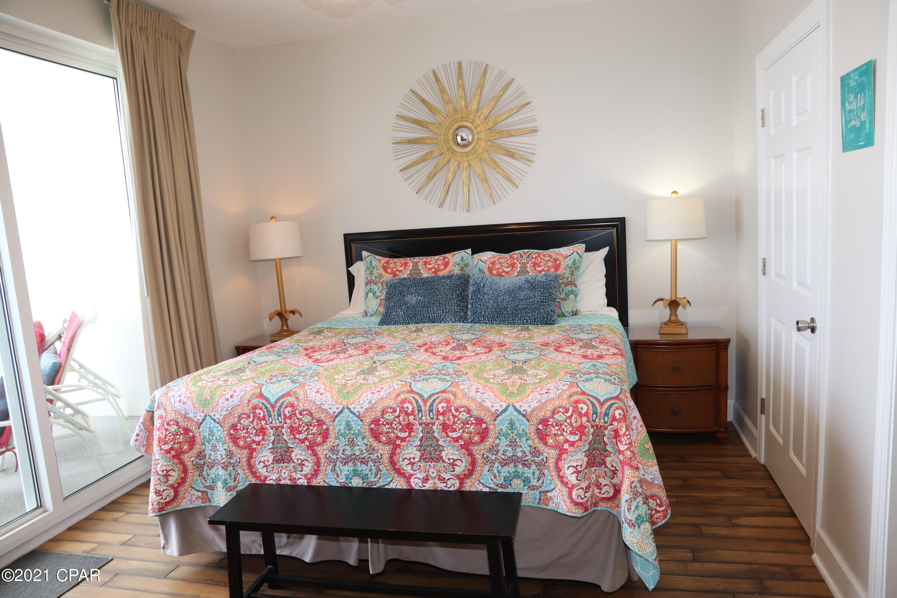 Twin Palms Resort - Residential