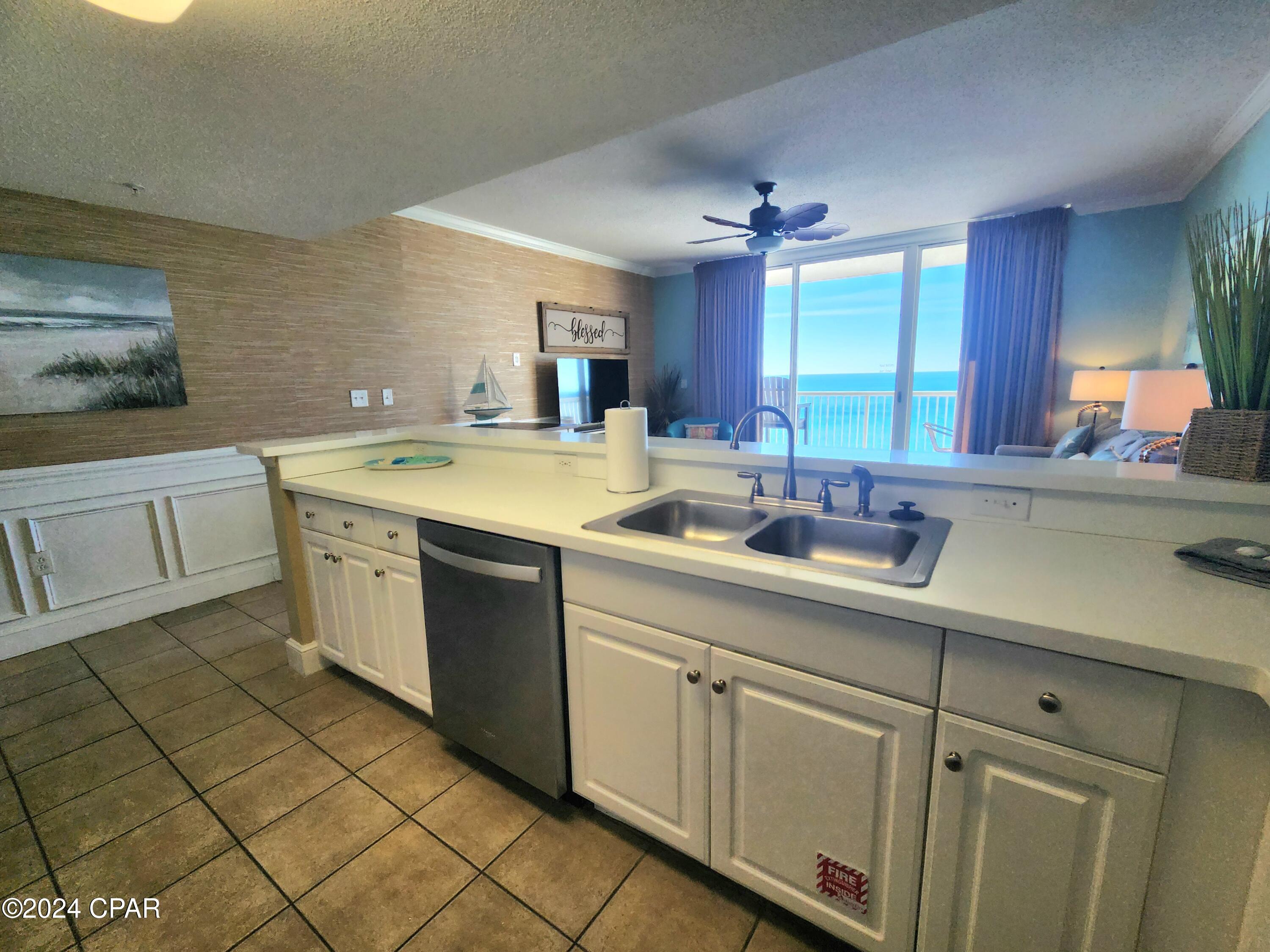 Majestic Beach Tower I - Residential