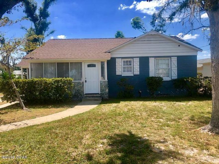 Charming 3/1 brick/stone COVE ranch is priced for a quick cash sale, well below the full retail price of $160,000.  New roof and HVAC and lovely hardwood floors throughout.  Home is situated on a large (75'x 140' lot)  with alley behind, allowing for rear entry and parking.  Kitchen needs full updating and bath partial.  Ideal for investors or flippers as well as those seeking primary residence.  Bonus unfinished area attached to house (300 sq ft) Cash buyer offers preferred but will consider pre-approved as well. Offers should be made after desired inspection(s) and on Seller's contract form attached to listing. Room sizes are approximate. Please verify if important.  Call agent for prompt access.