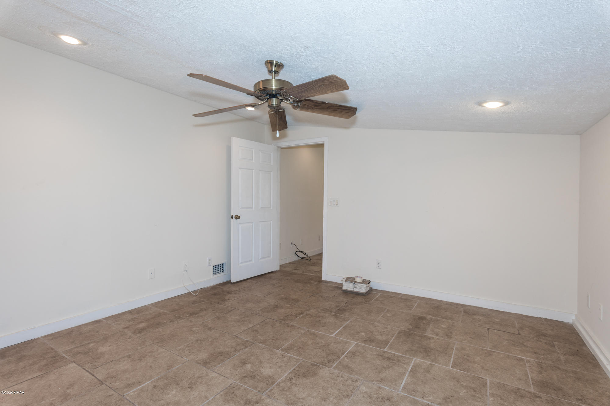 Creek Hollow Estates Unit - Residential