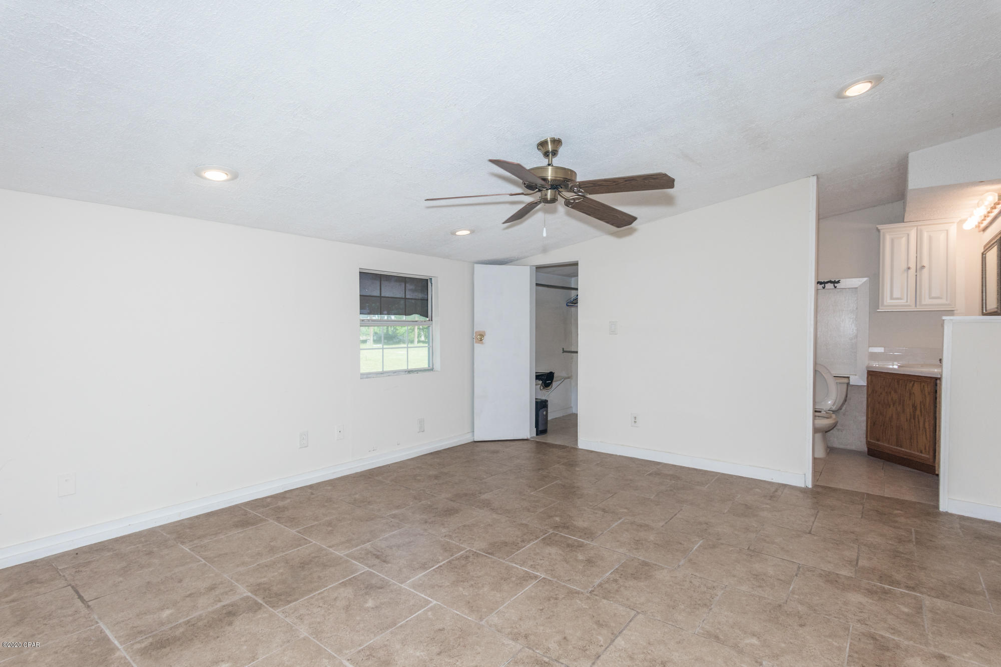 Creek Hollow Estates Unit - Residential