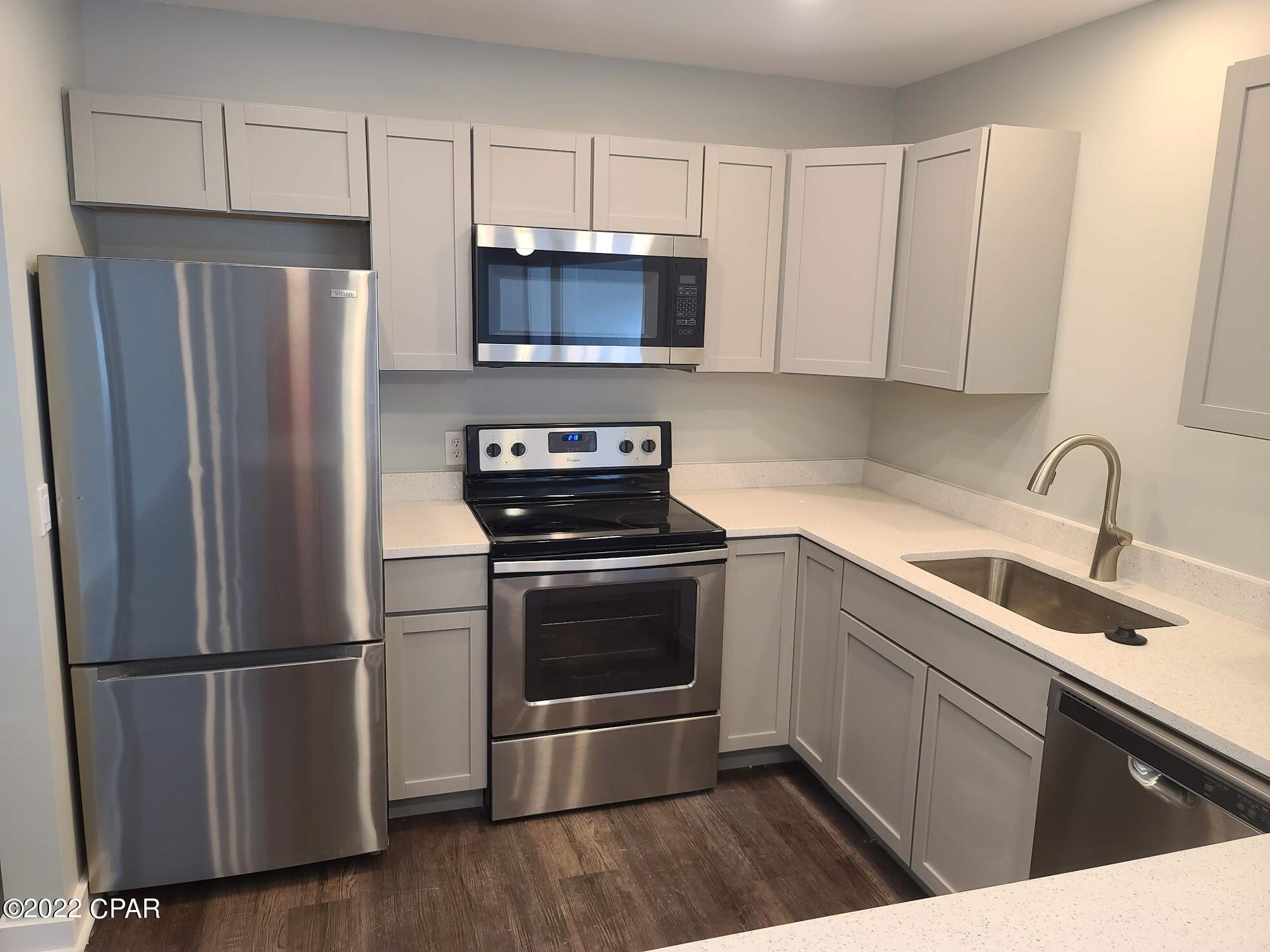 Bay Point Harbour Villas - Residential Lease