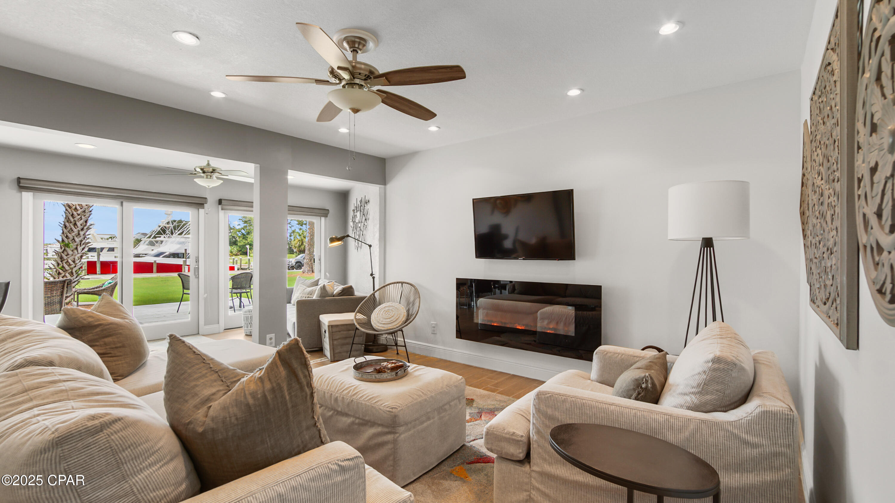 Bay Point Harbour Villas - Residential