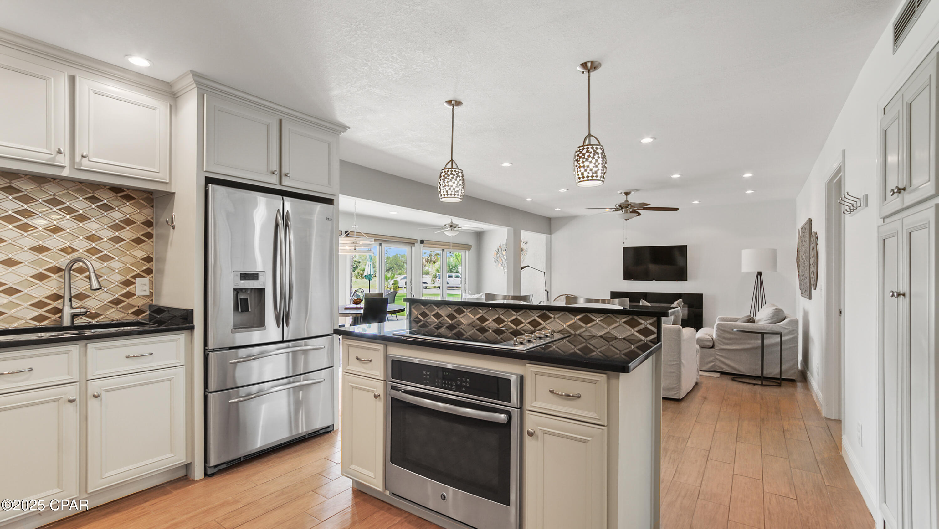 Bay Point Harbour Villas - Residential