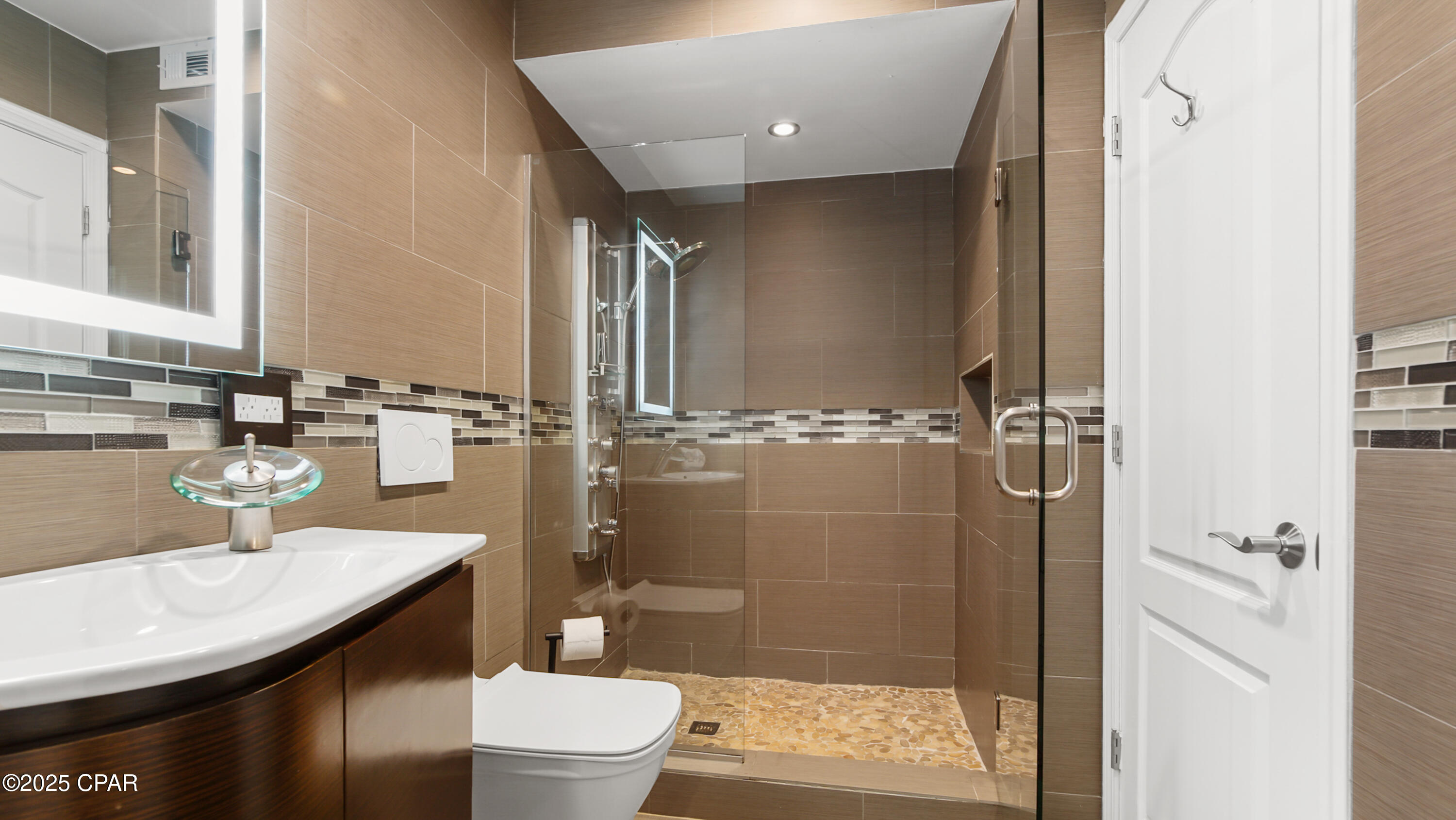 Bay Point Harbour Villas - Residential