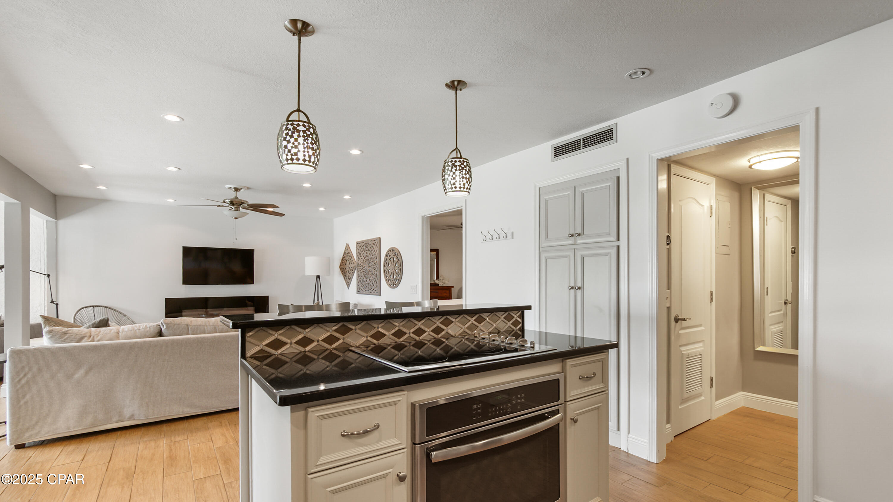 Bay Point Harbour Villas - Residential