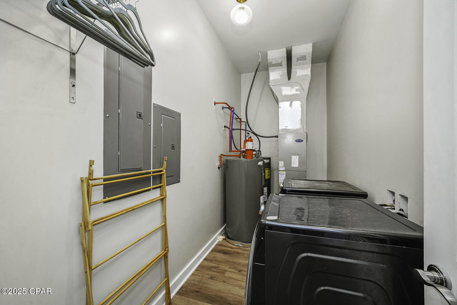 Sunset Pointe - Residential