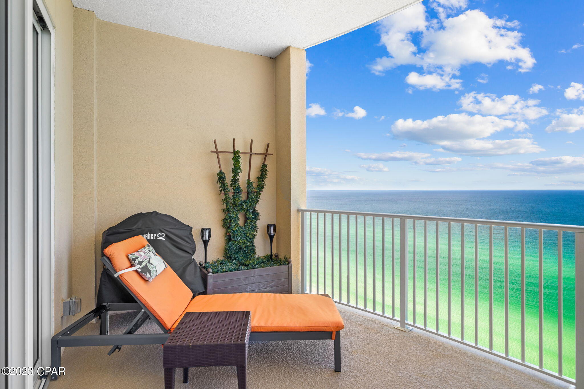 Ocean Villa - Residential