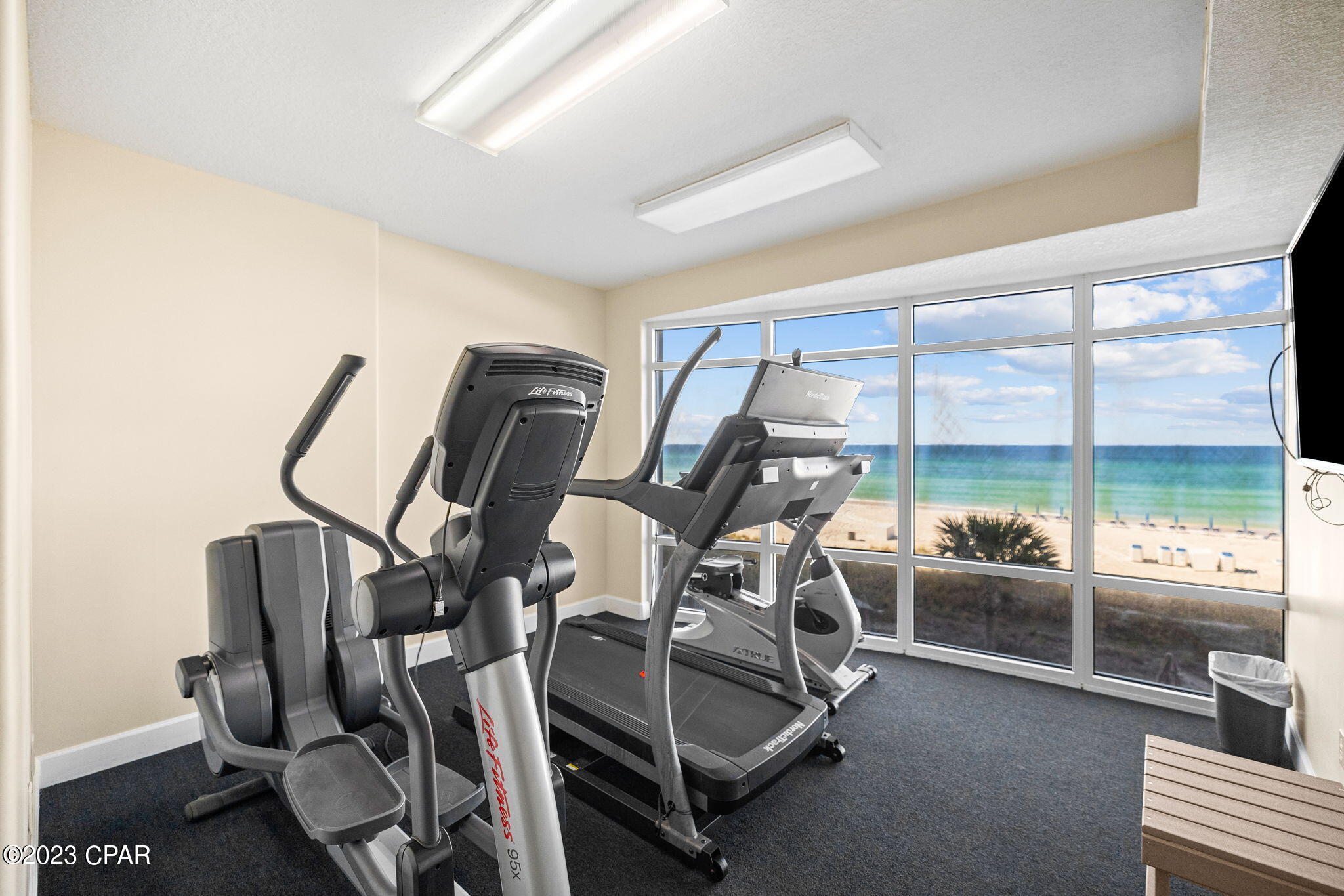 Ocean Villa - Residential