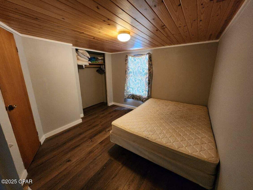 North Lagoon Oaks - Residential