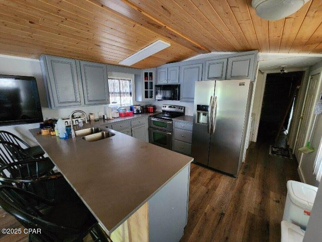 North Lagoon Oaks - Residential