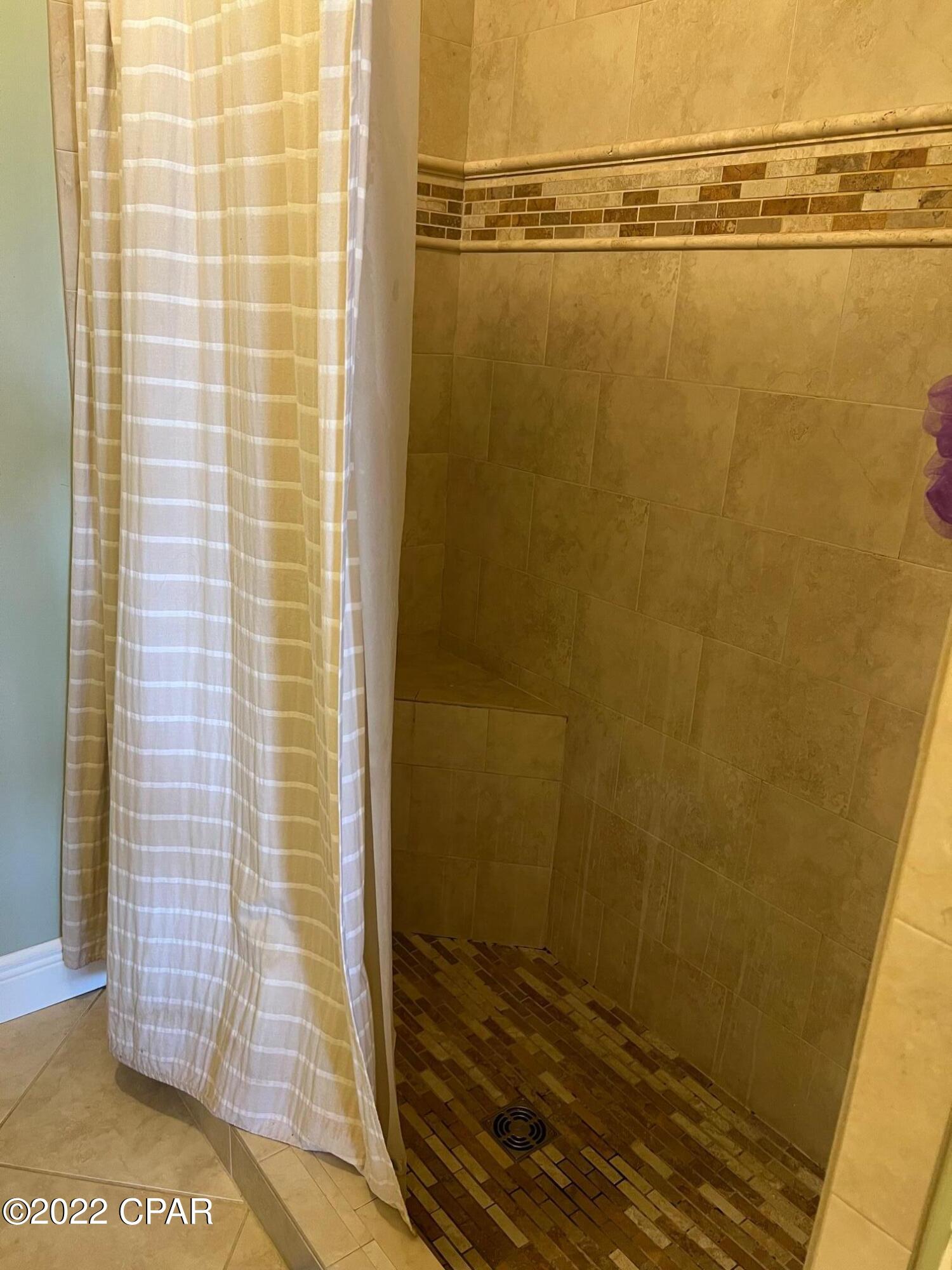 Edgewater Golf Villas 5 B - Residential