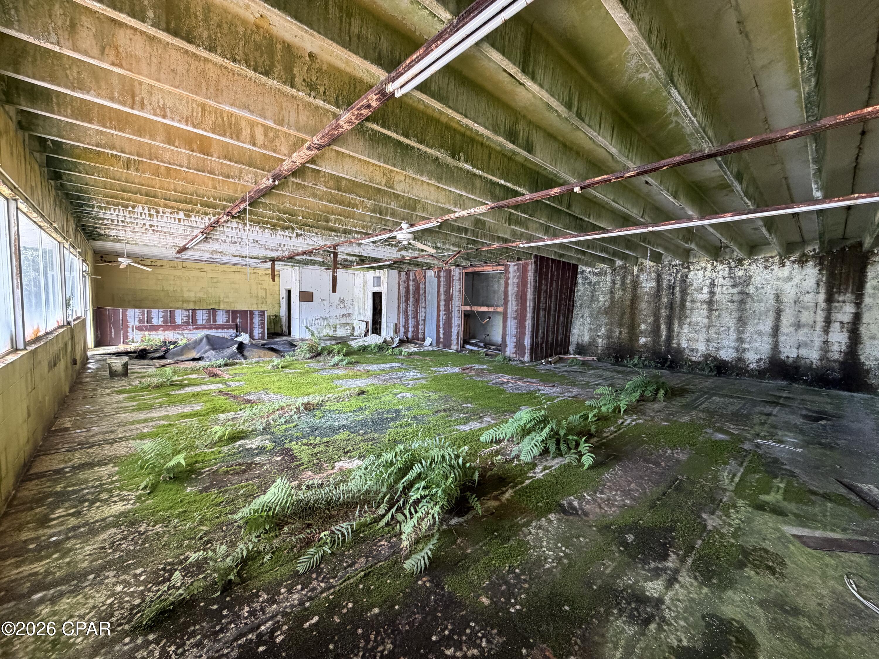 [No Recorded Subdiv] - Commercial Sale