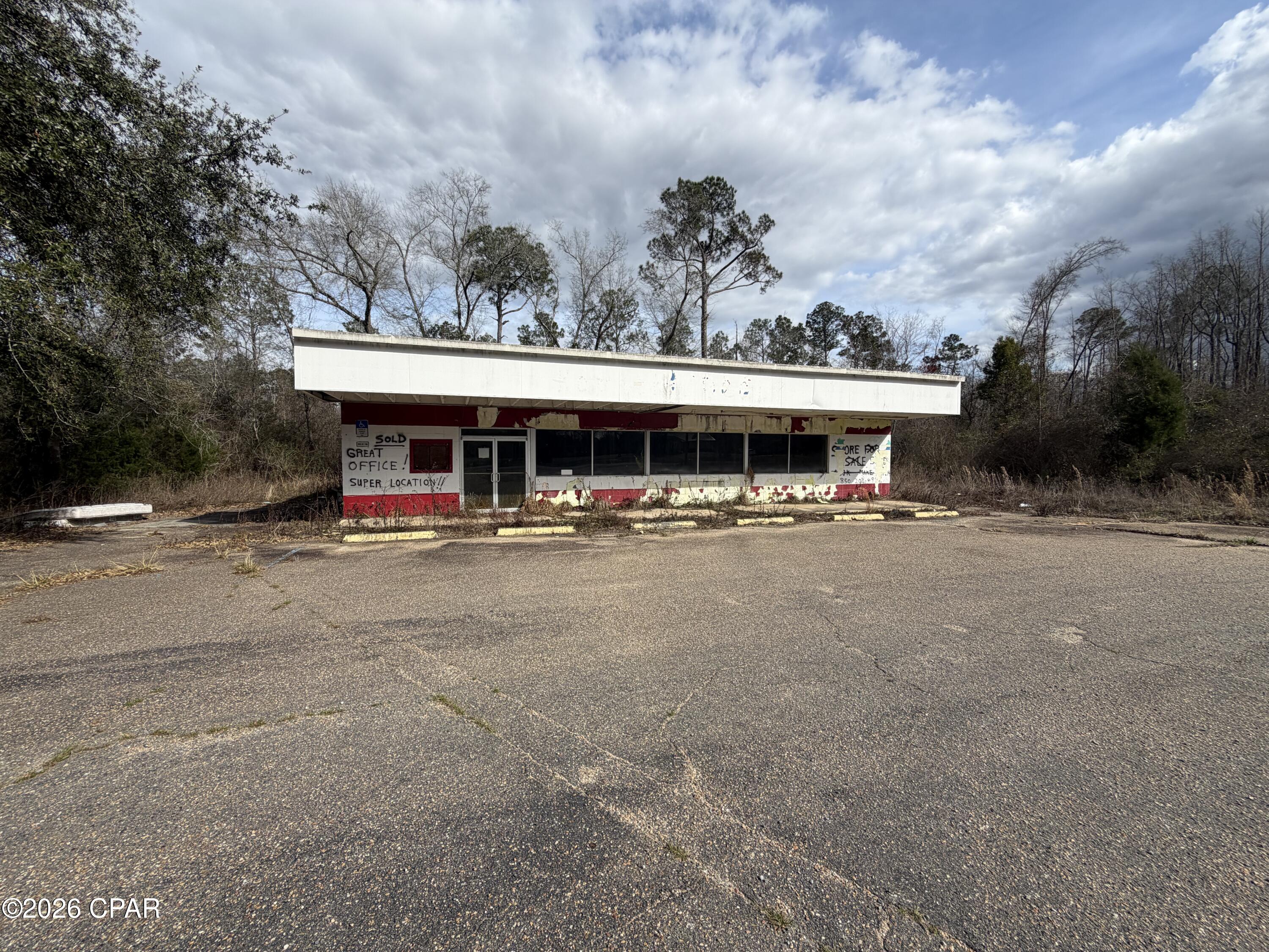 [No Recorded Subdiv] - Commercial Sale