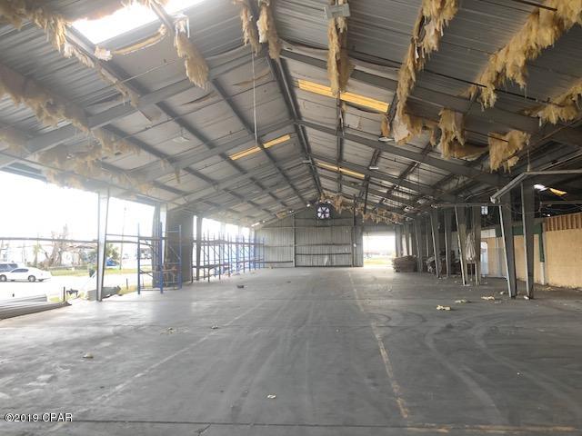 [No Recorded Subdiv] - Commercial Sale