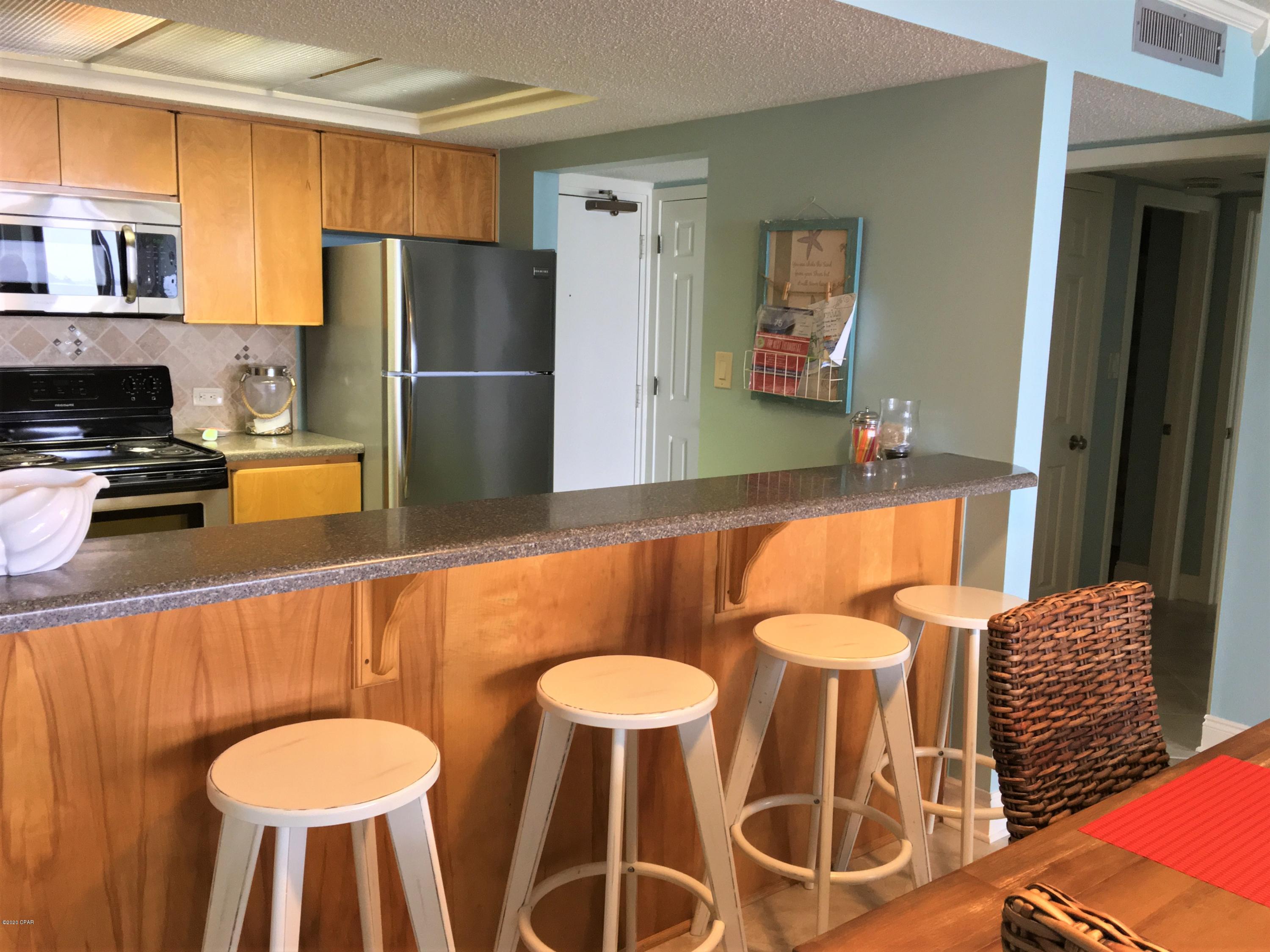 Lagoon Towers Phase I - Residential