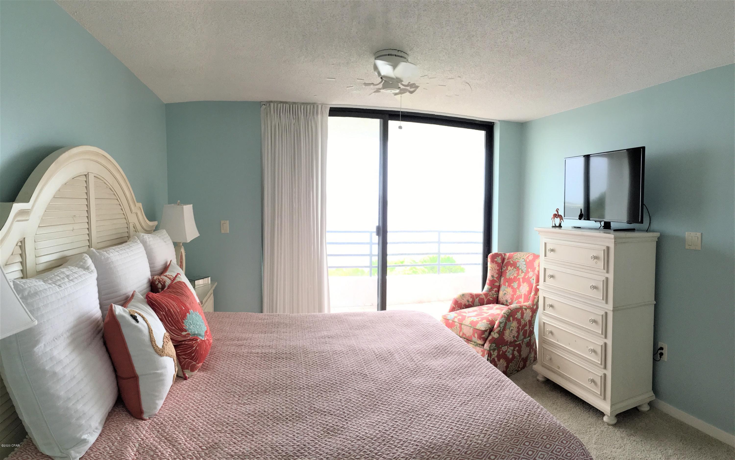 Lagoon Towers Phase I - Residential