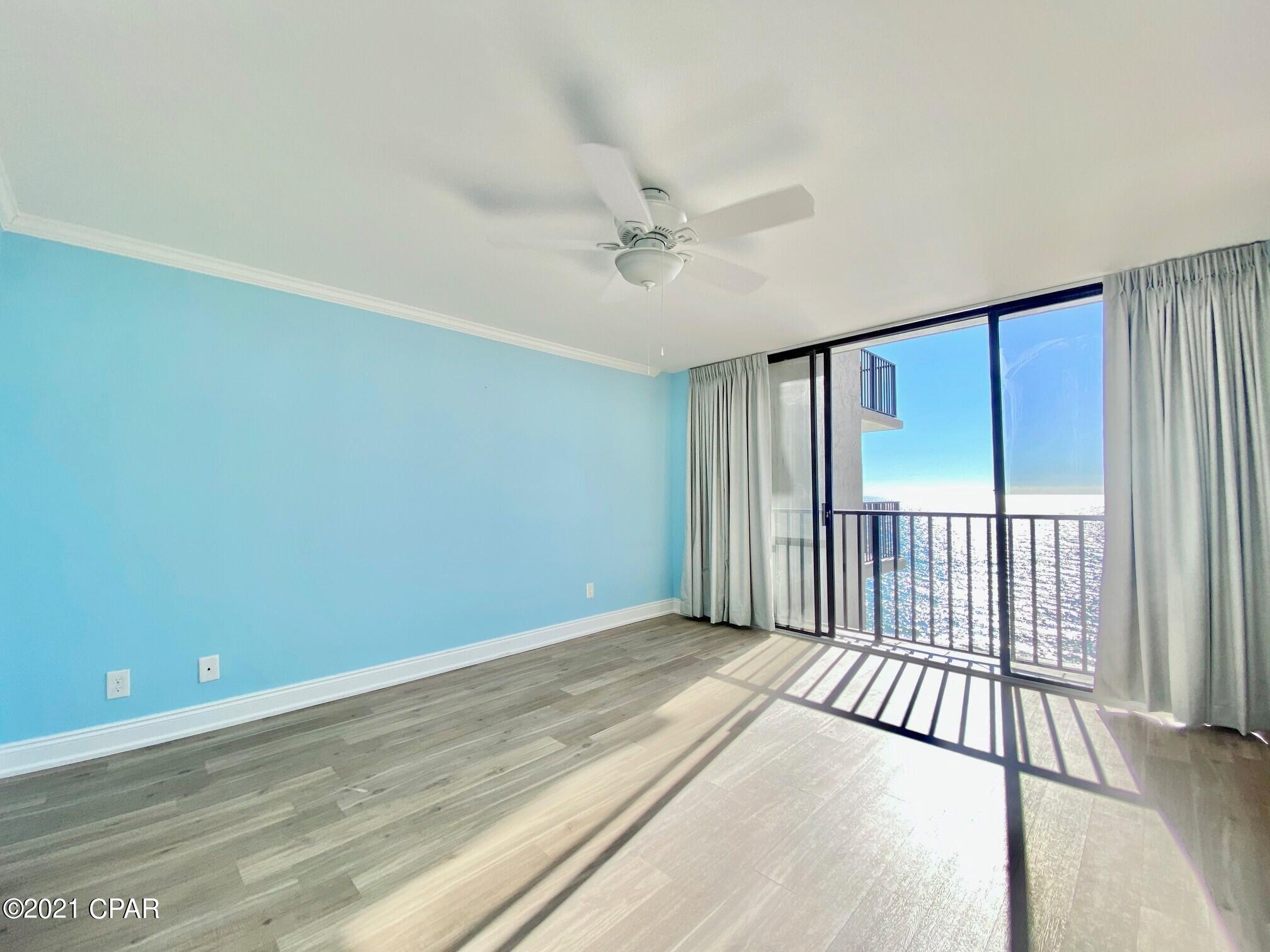 Pelican Walk - Residential