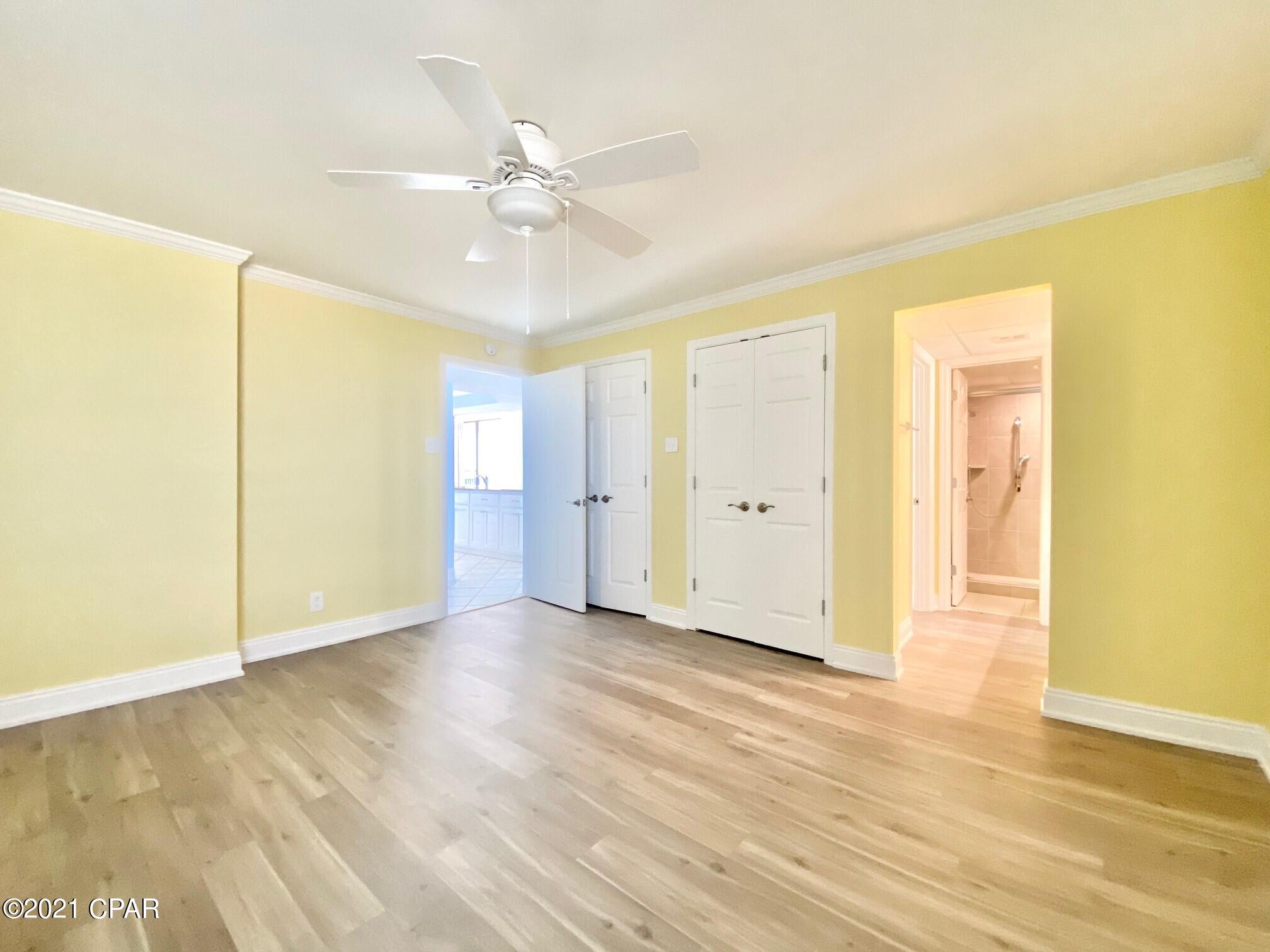 Pelican Walk - Residential