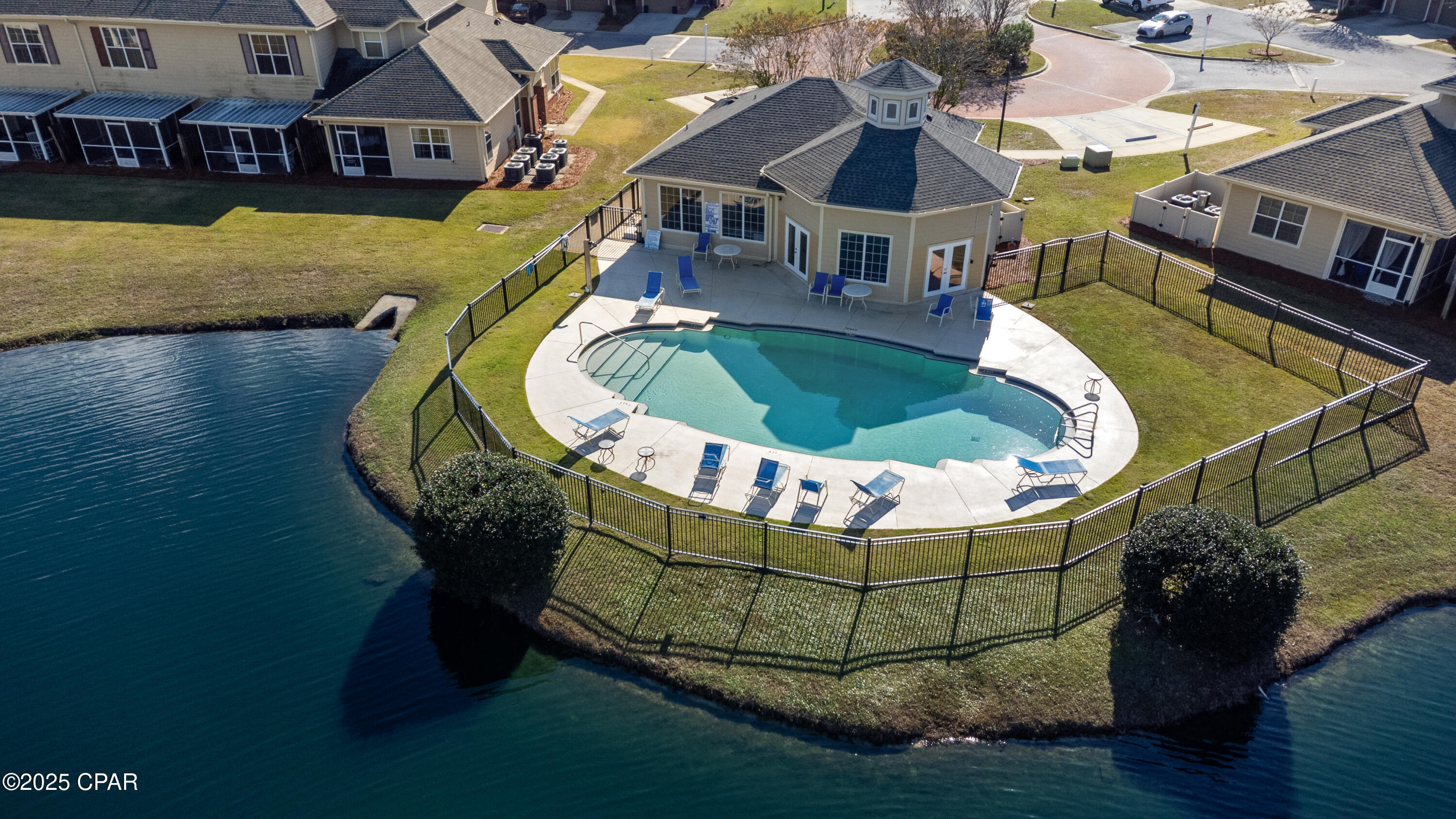 Baldwin Rowe - Residential