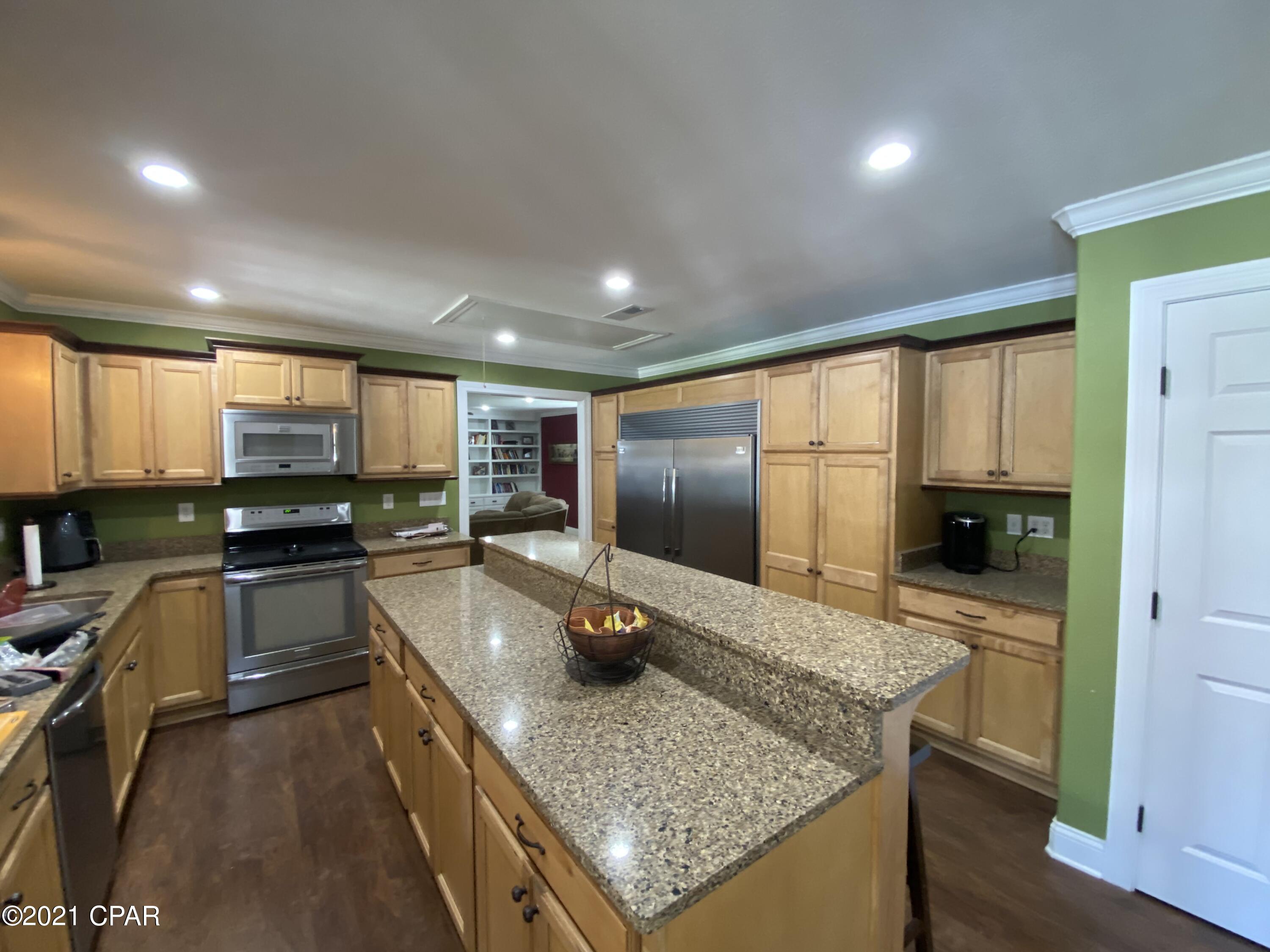 [No Recorded Subdiv] - Residential