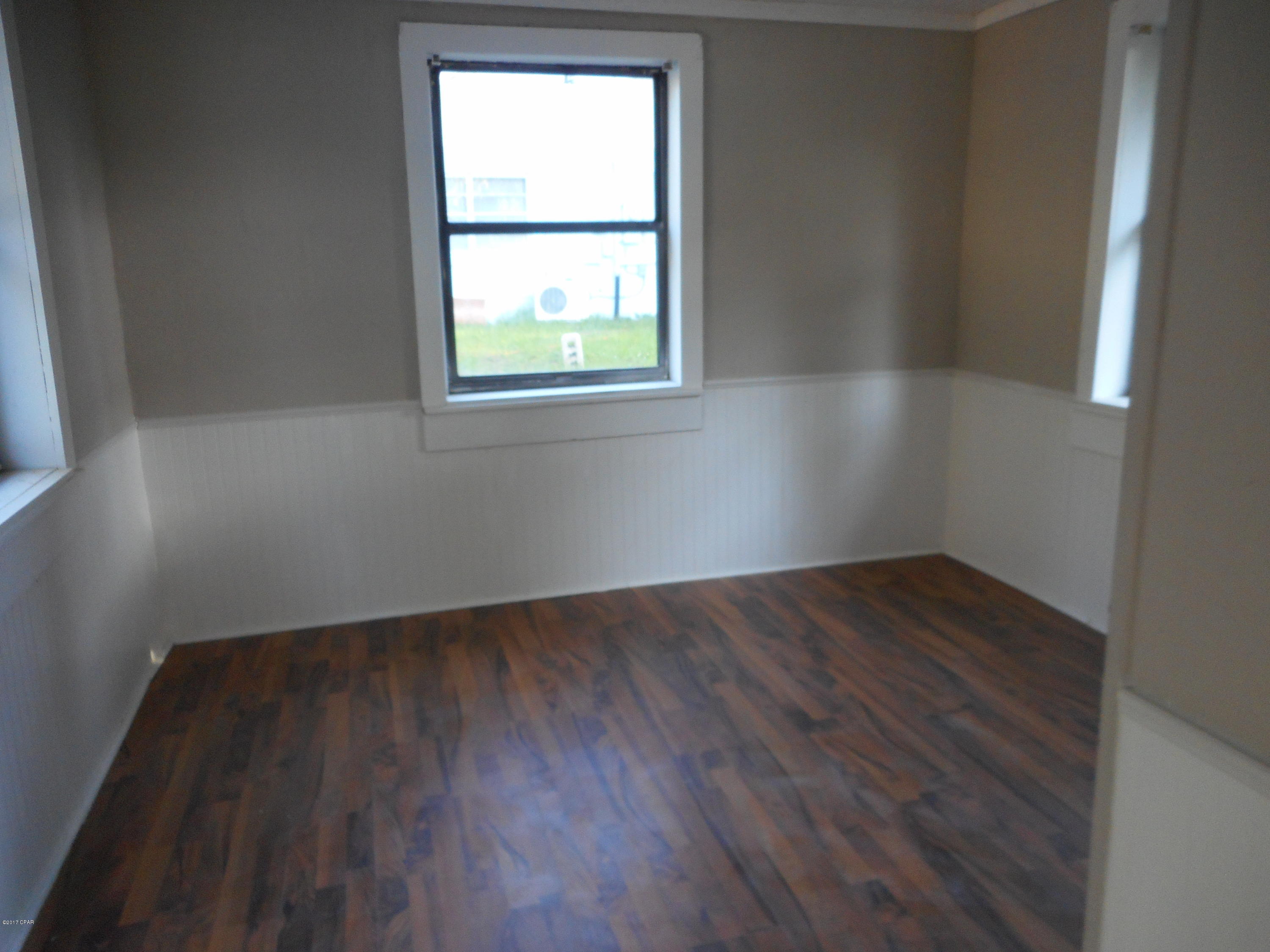 [No Recorded Subdiv] - Residential Lease