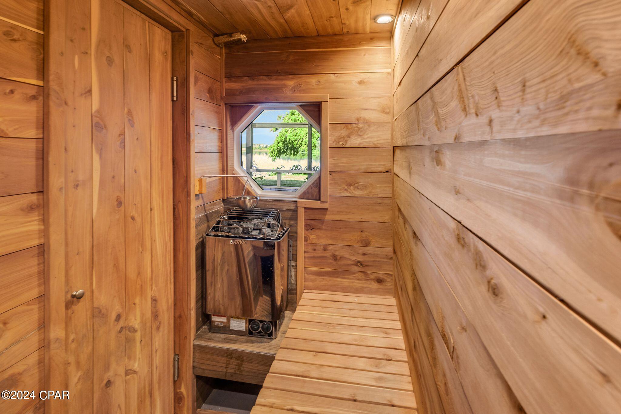 Deer Point Lake - Residential