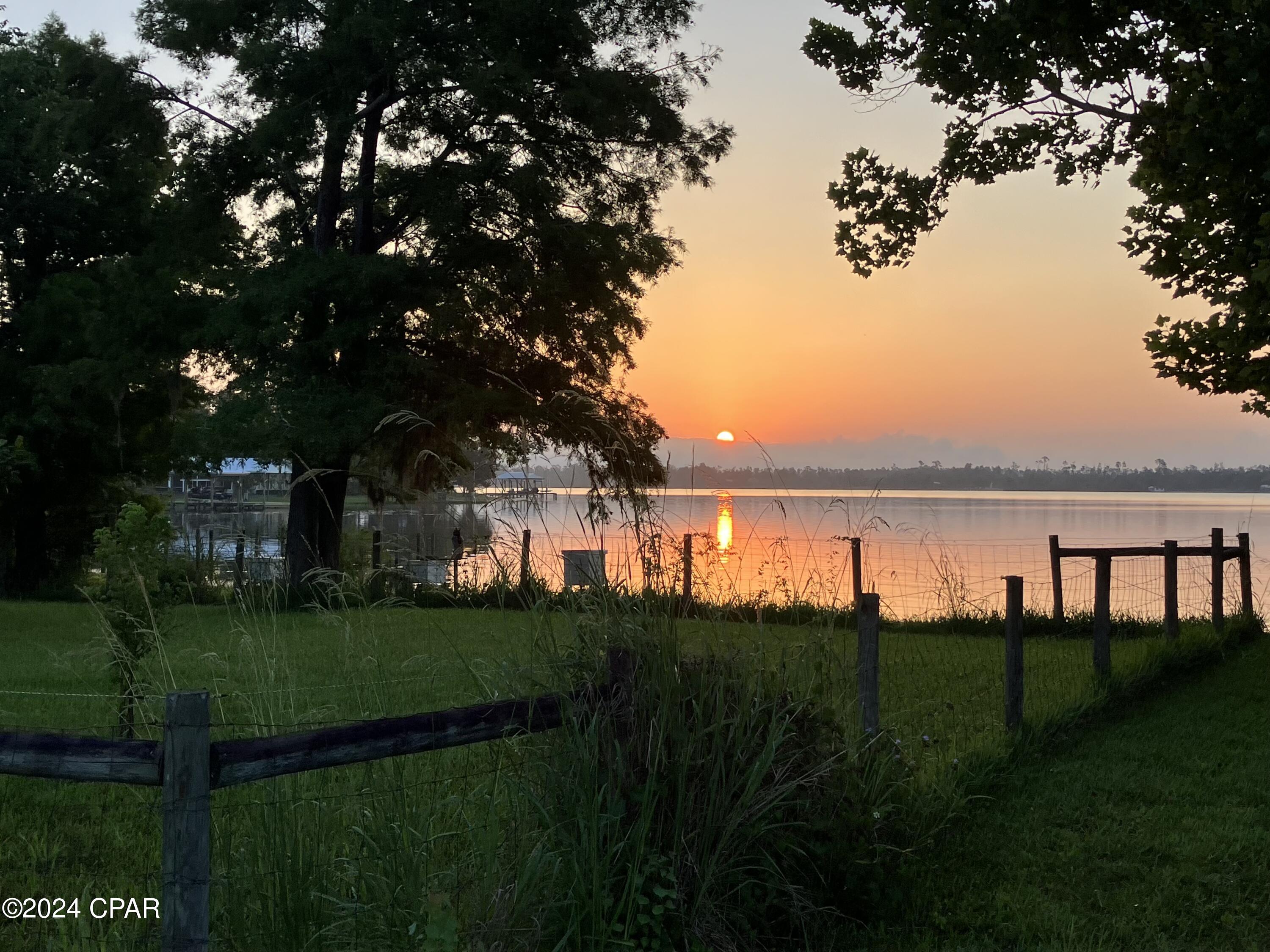 Deer Point Lake - Residential
