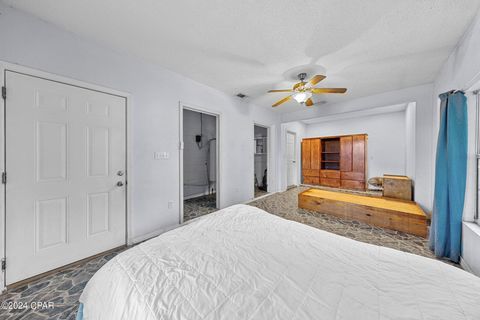 Single Family Residence in Pensacola FL 5120 Fairfield Drive.jpg