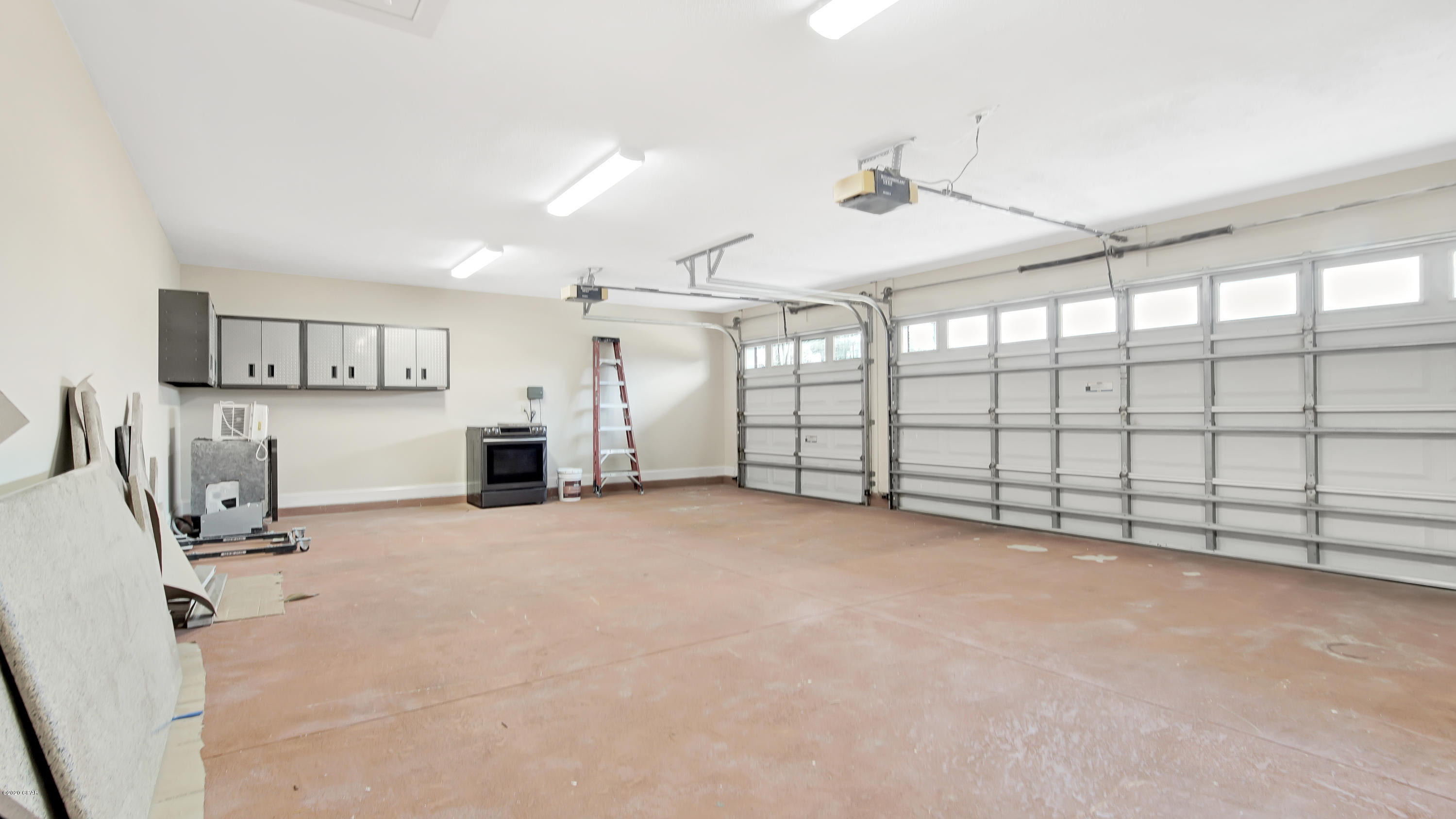 Huntington Ridge - Residential