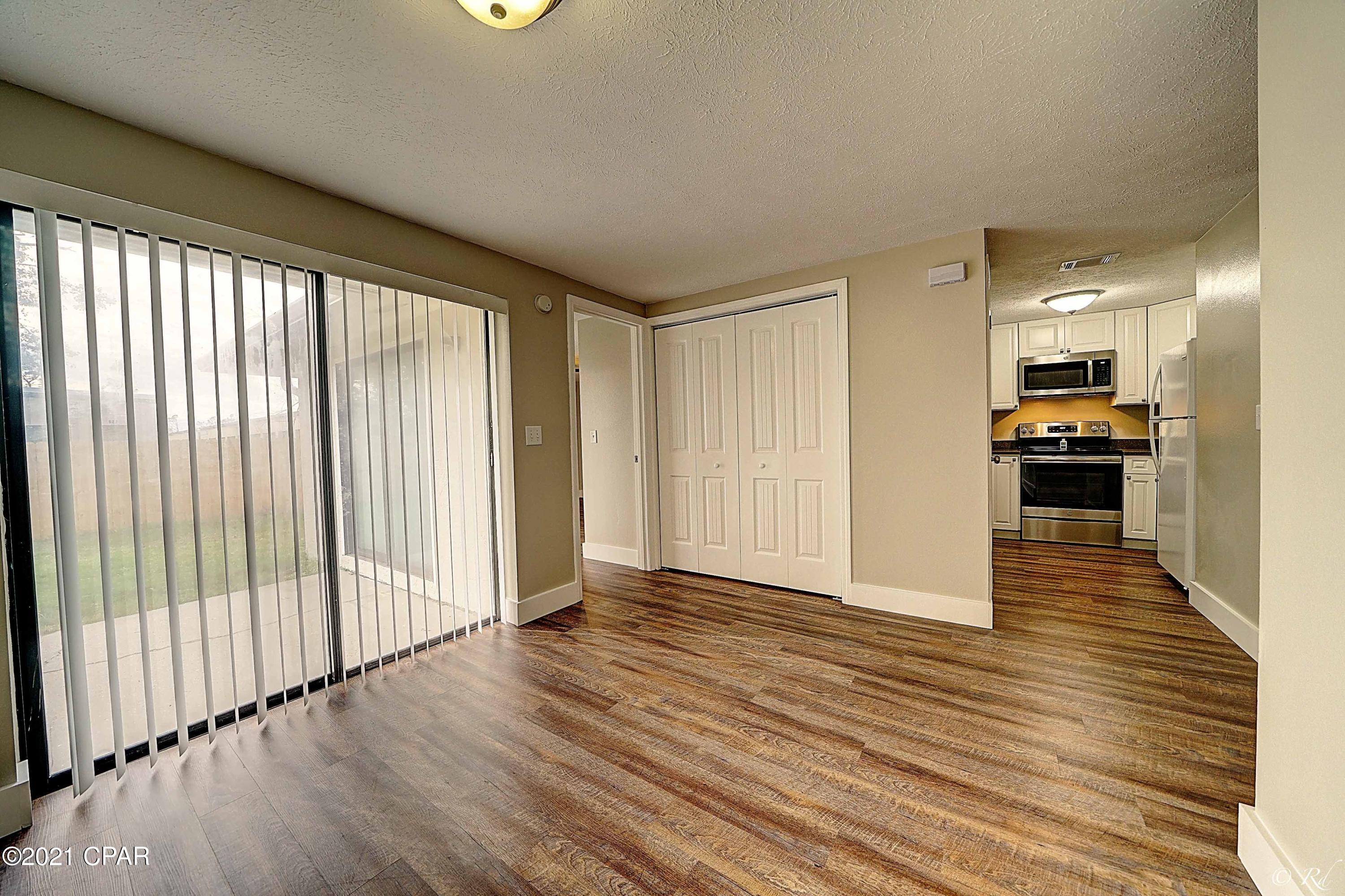 Belaire Estates U-4 - Residential